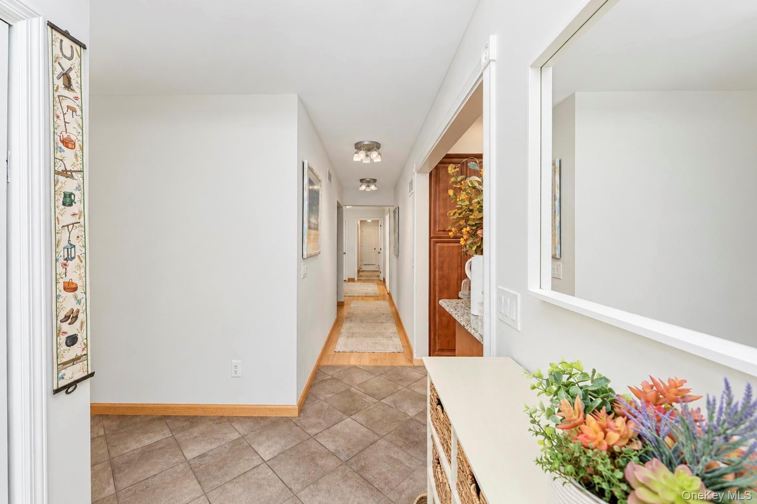 Single Family Daly Court Suffolk County, NY 11901, MLS-1048021-23