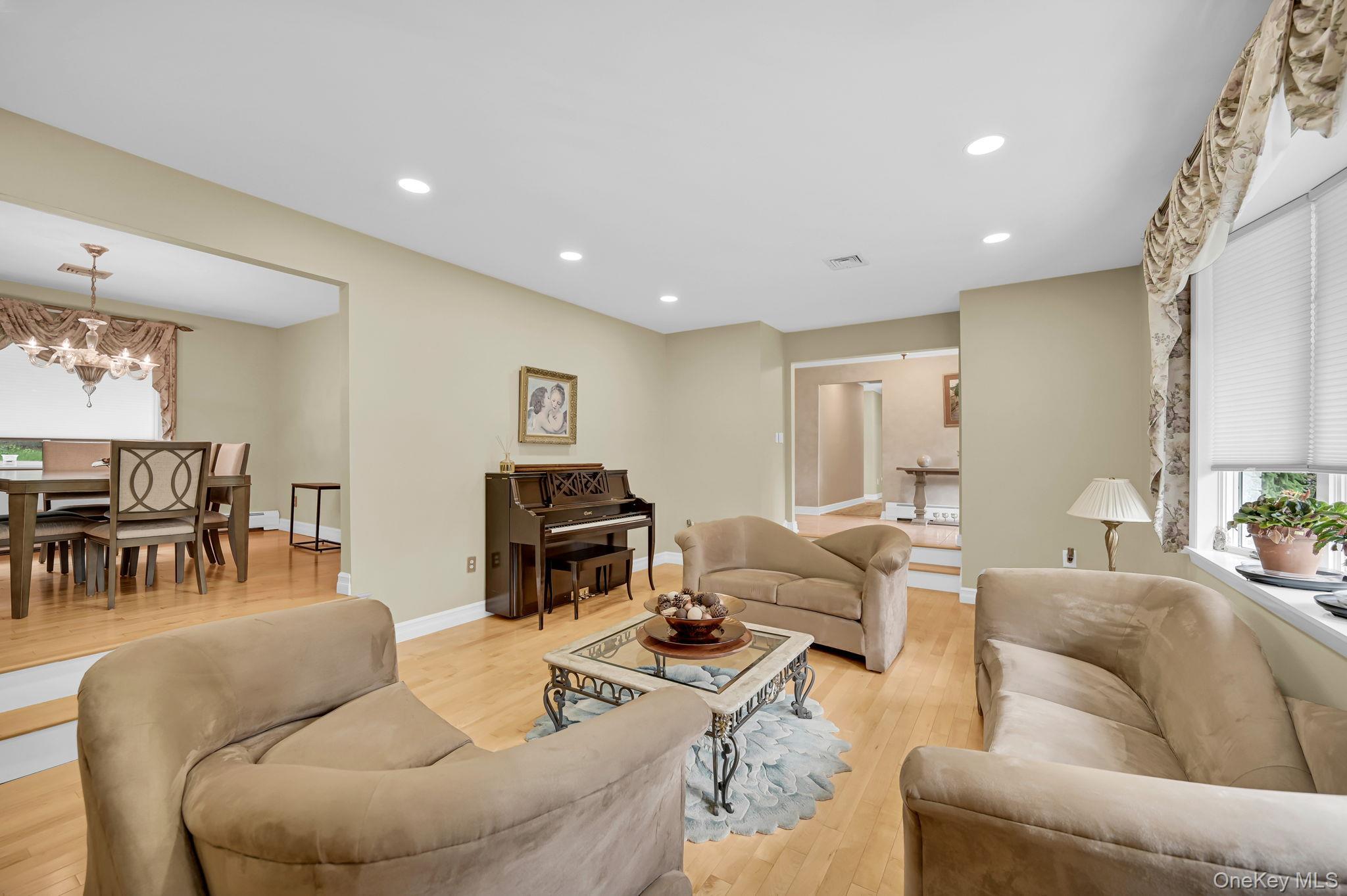 Single Family Ramapo Lane Rockland County, NY 10952, MLS-1048043-9