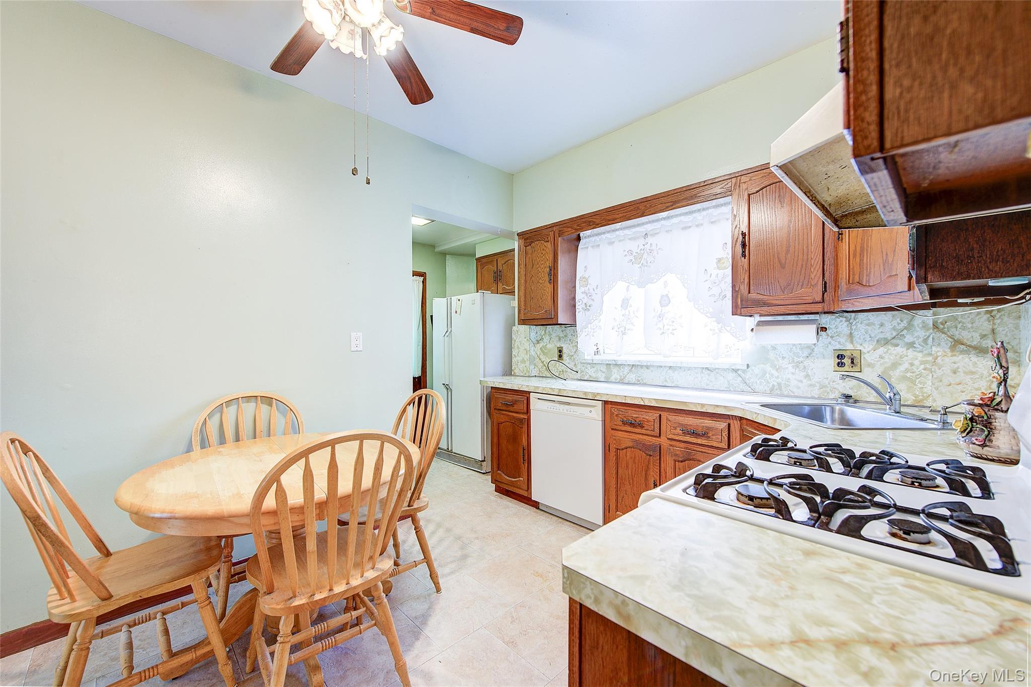 Single Family 156th Street Queens, NY 11355, MLS-1048048-16