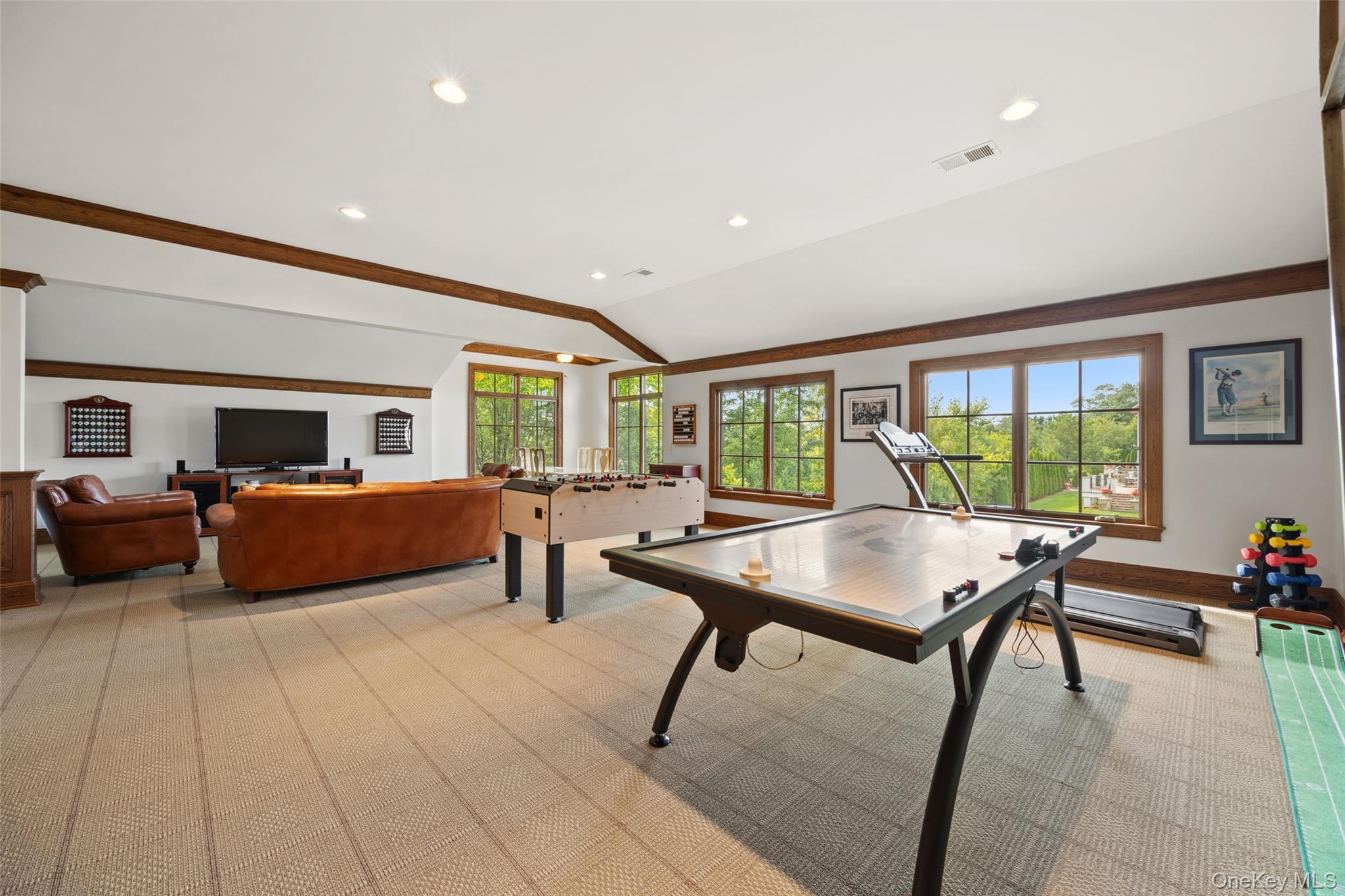 Single Family Brittany Lane Westchester County, NY 10805, MLS-1048050-34