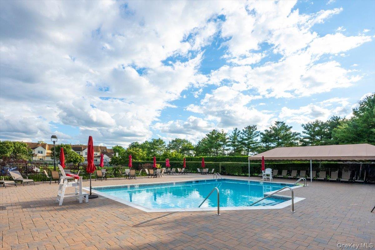 Single Family Cranberry Court  Suffolk County, NY 11747, MLS-1048056-34
