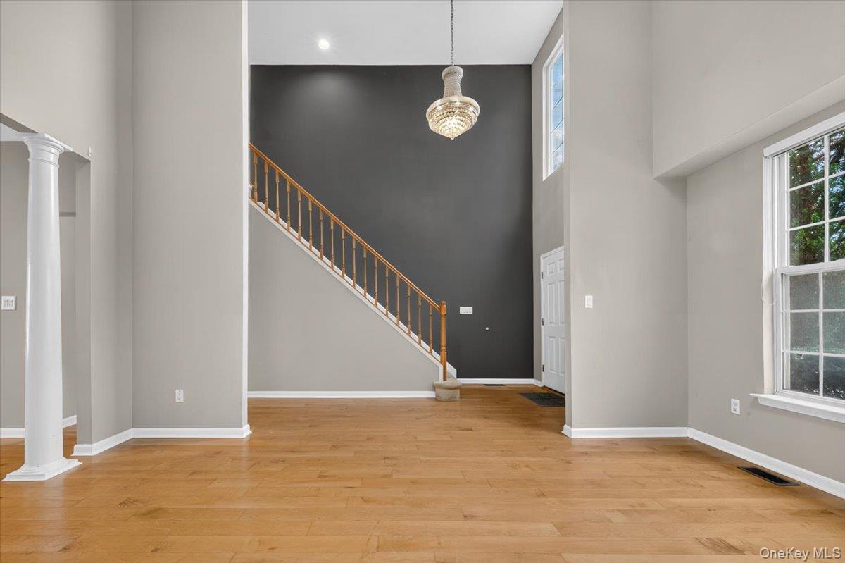 Single Family Cranberry Court  Suffolk County, NY 11747, MLS-1048056-5