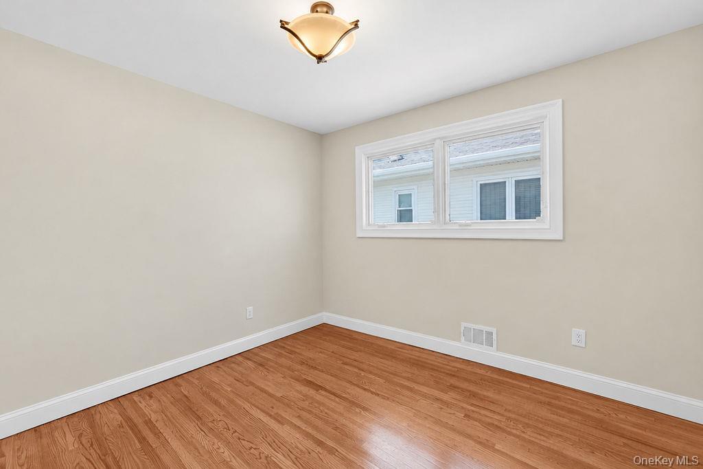 Single Family 85th Street Queens, NY 11414, MLS-1048065-11