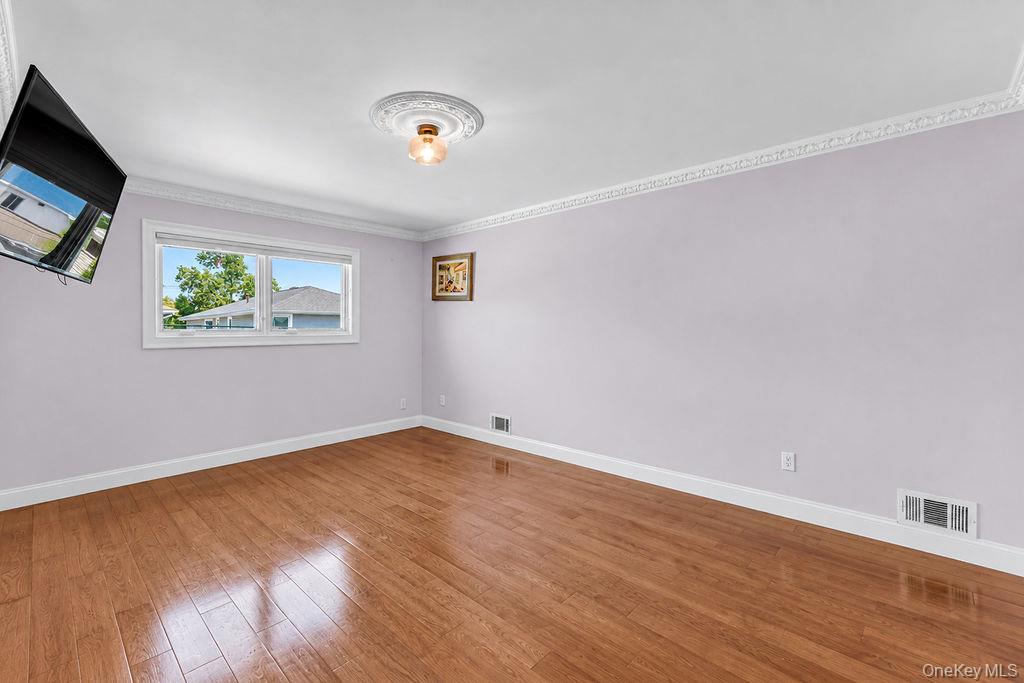 Single Family 85th Street Queens, NY 11414, MLS-1048065-8