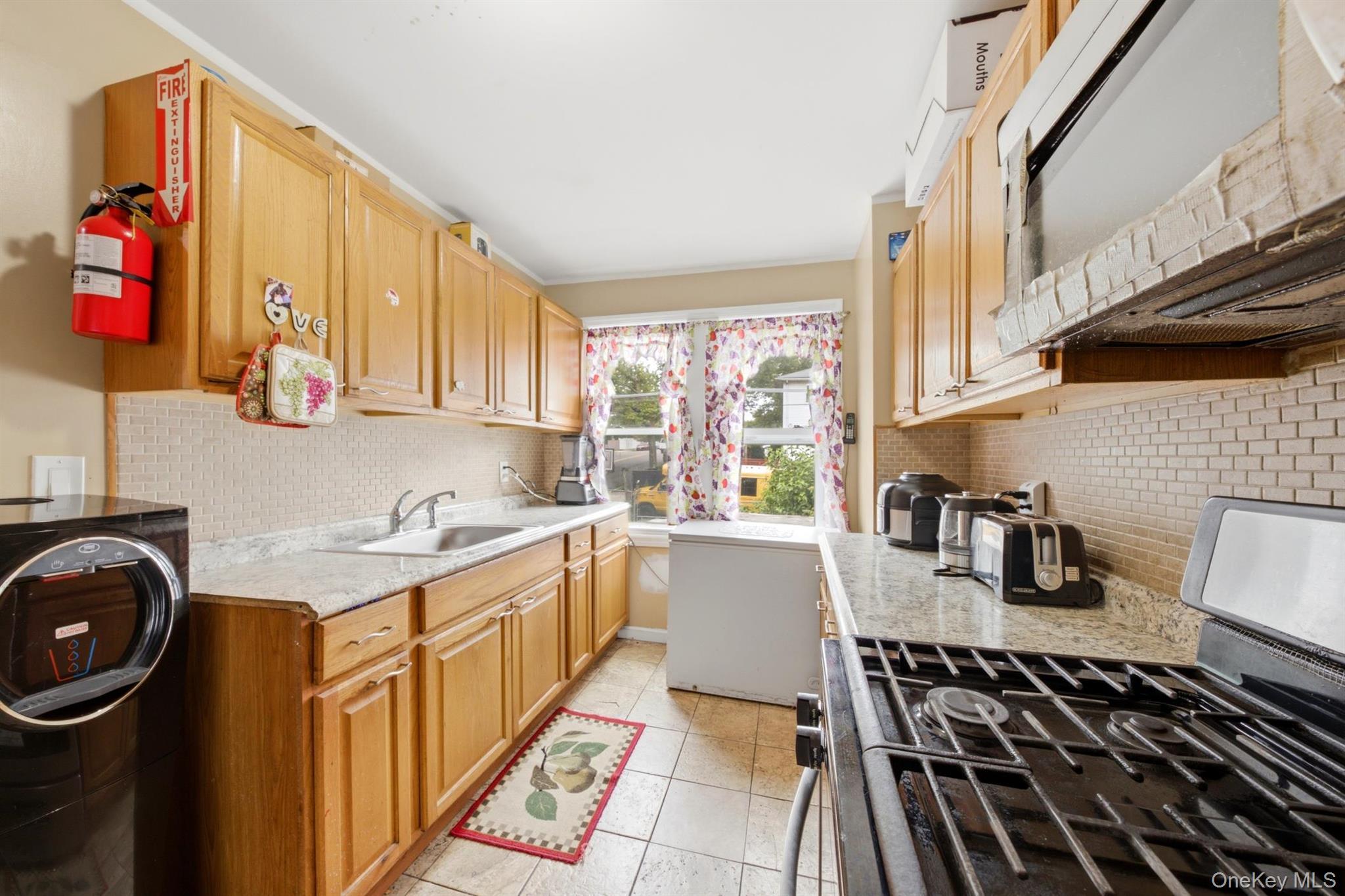 Single Family 145th Street  Queens, NY 11436, MLS-1048067-7