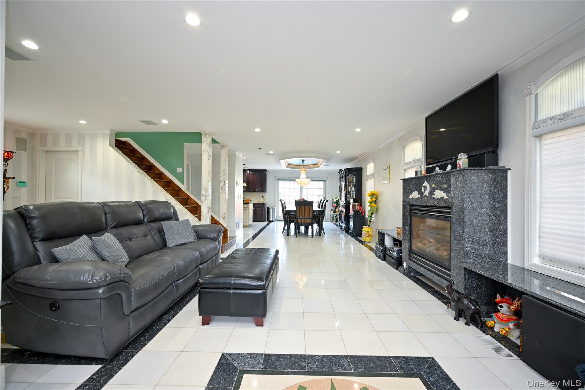 Single Family 202nd Street Queens, NY 11364, MLS-1048068-10