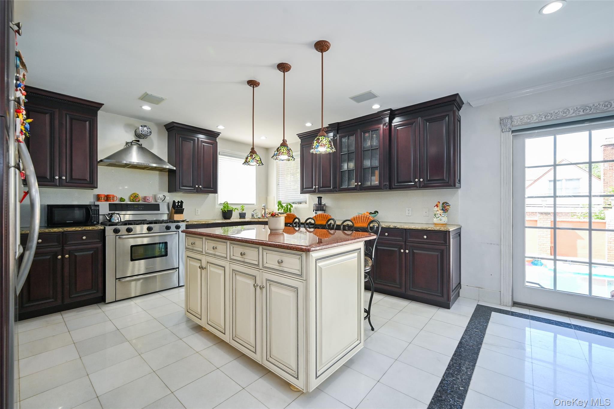 Single Family 202nd Street Queens, NY 11364, MLS-1048068-4