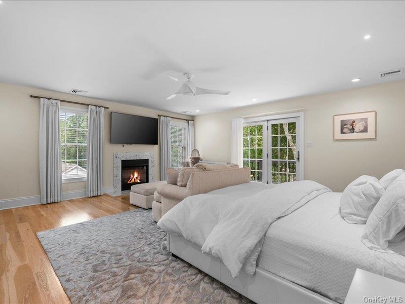 Single Family Edge Of Woods Road Suffolk County, NY 11976, MLS-1048083-15