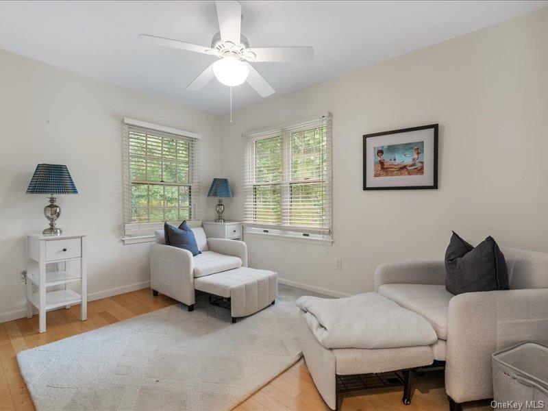 Single Family Edge Of Woods Road Suffolk County, NY 11976, MLS-1048083-35