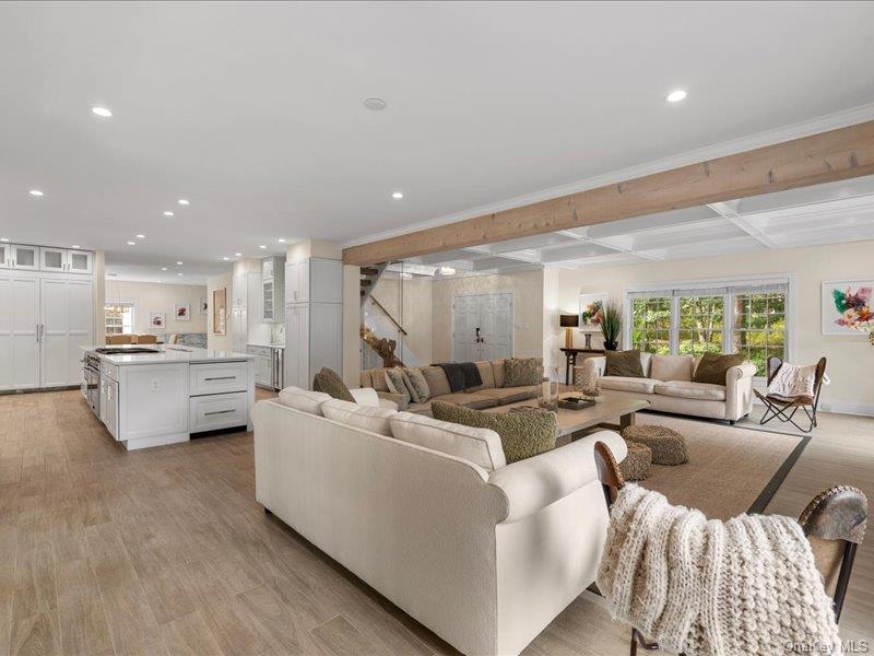 Single Family Edge Of Woods Road Suffolk County, NY 11976, MLS-1048083-7