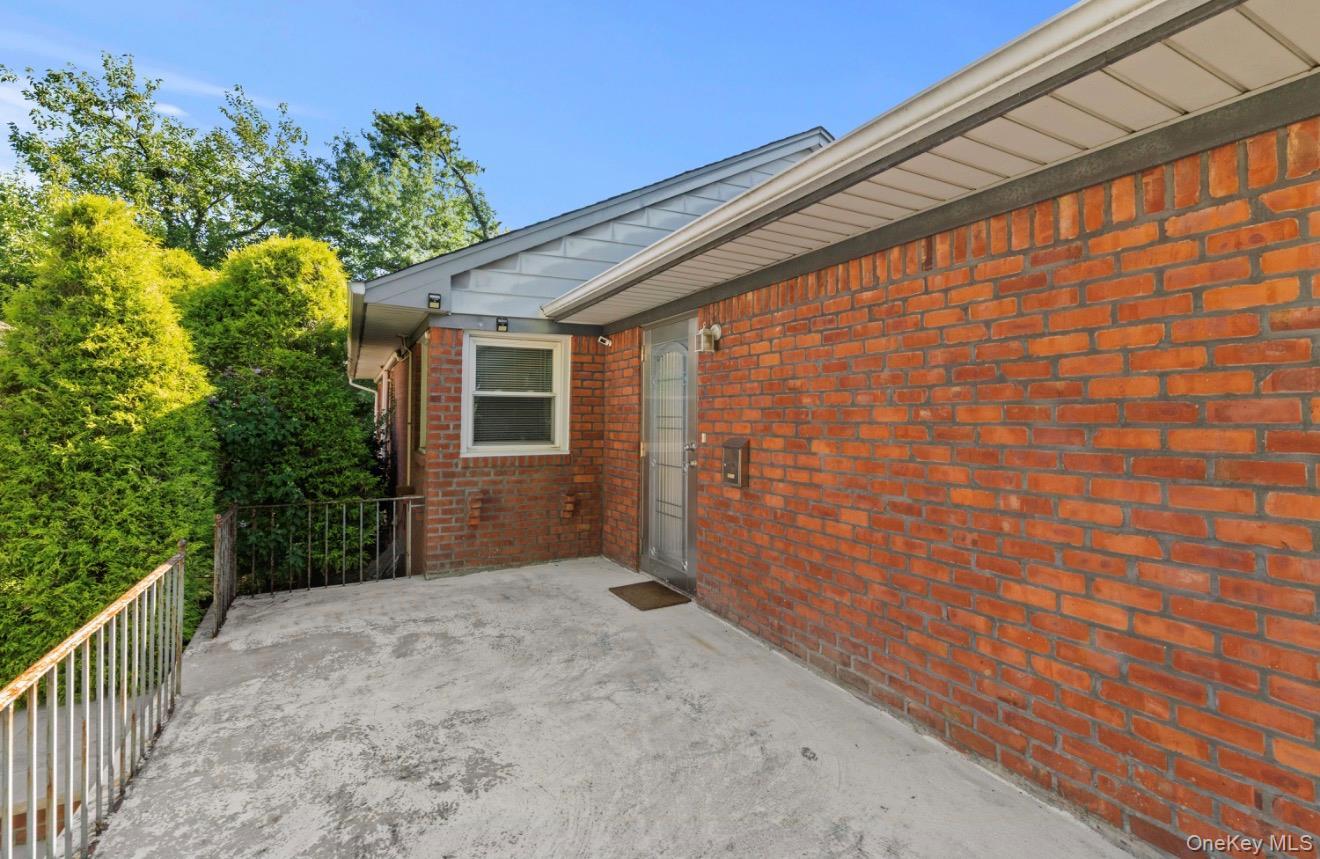 Single Family 228th Street  Queens, NY 11364, MLS-1048102-17