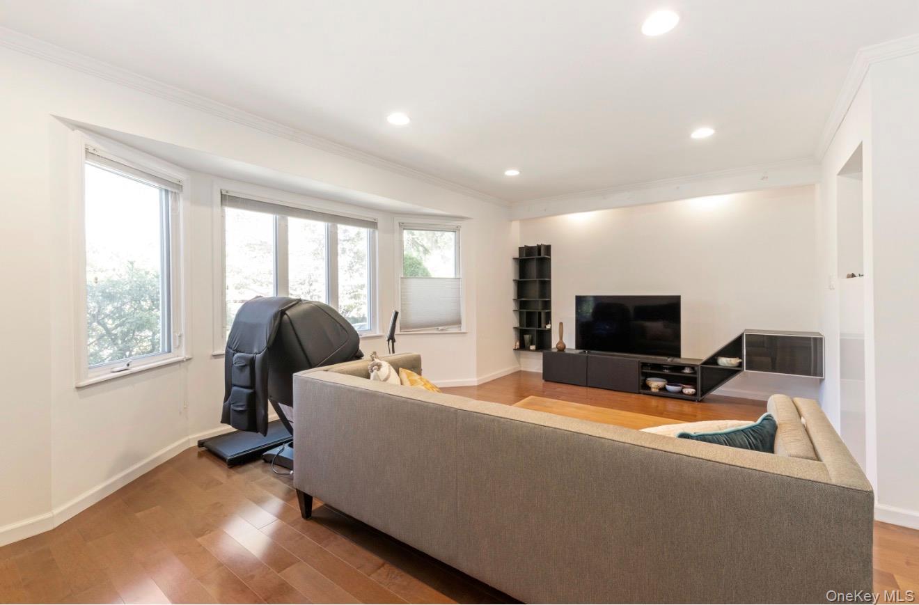 Single Family 228th Street  Queens, NY 11364, MLS-1048102-3