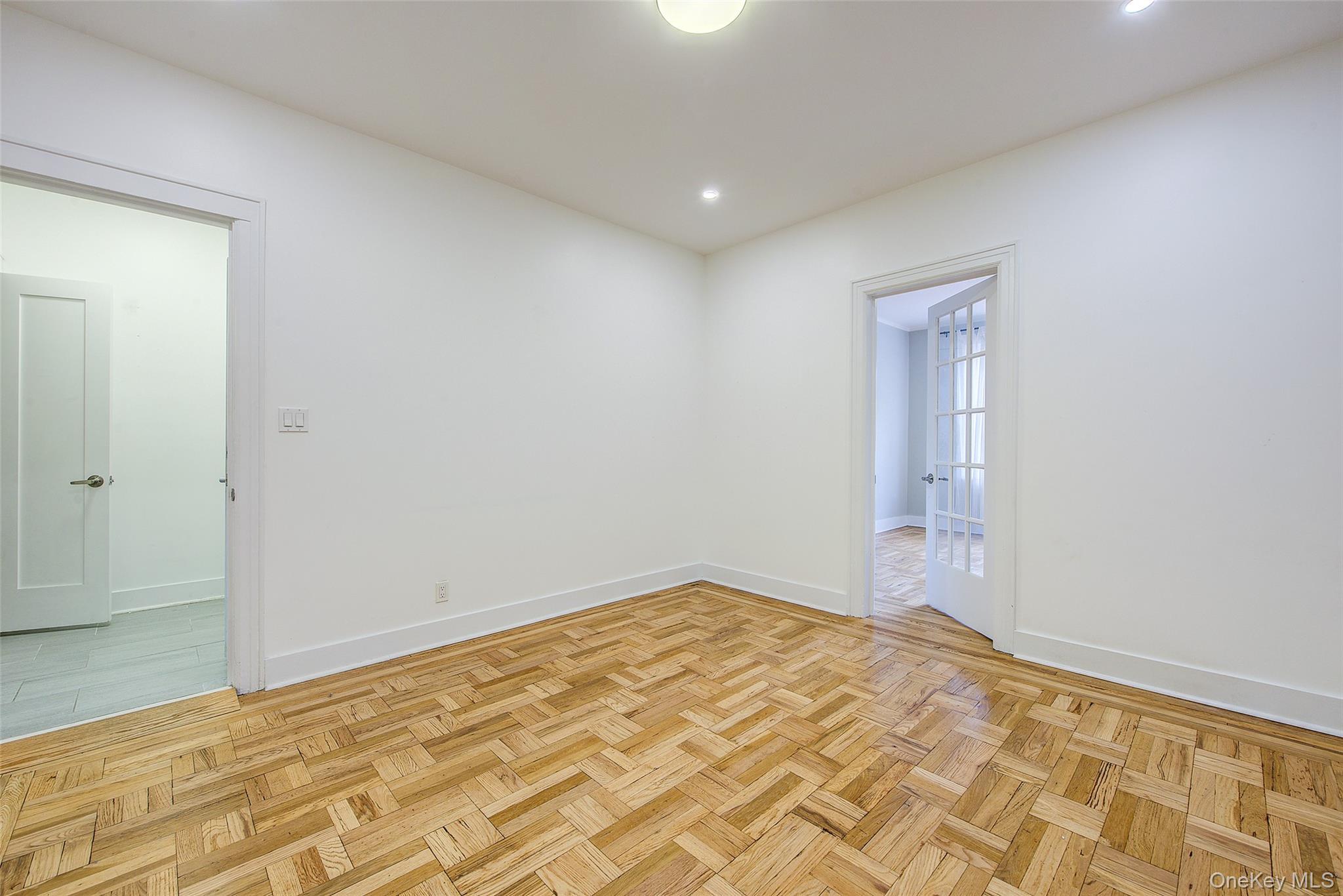 Single Family 50th Street Queens, NY 11377, MLS-1048103-9