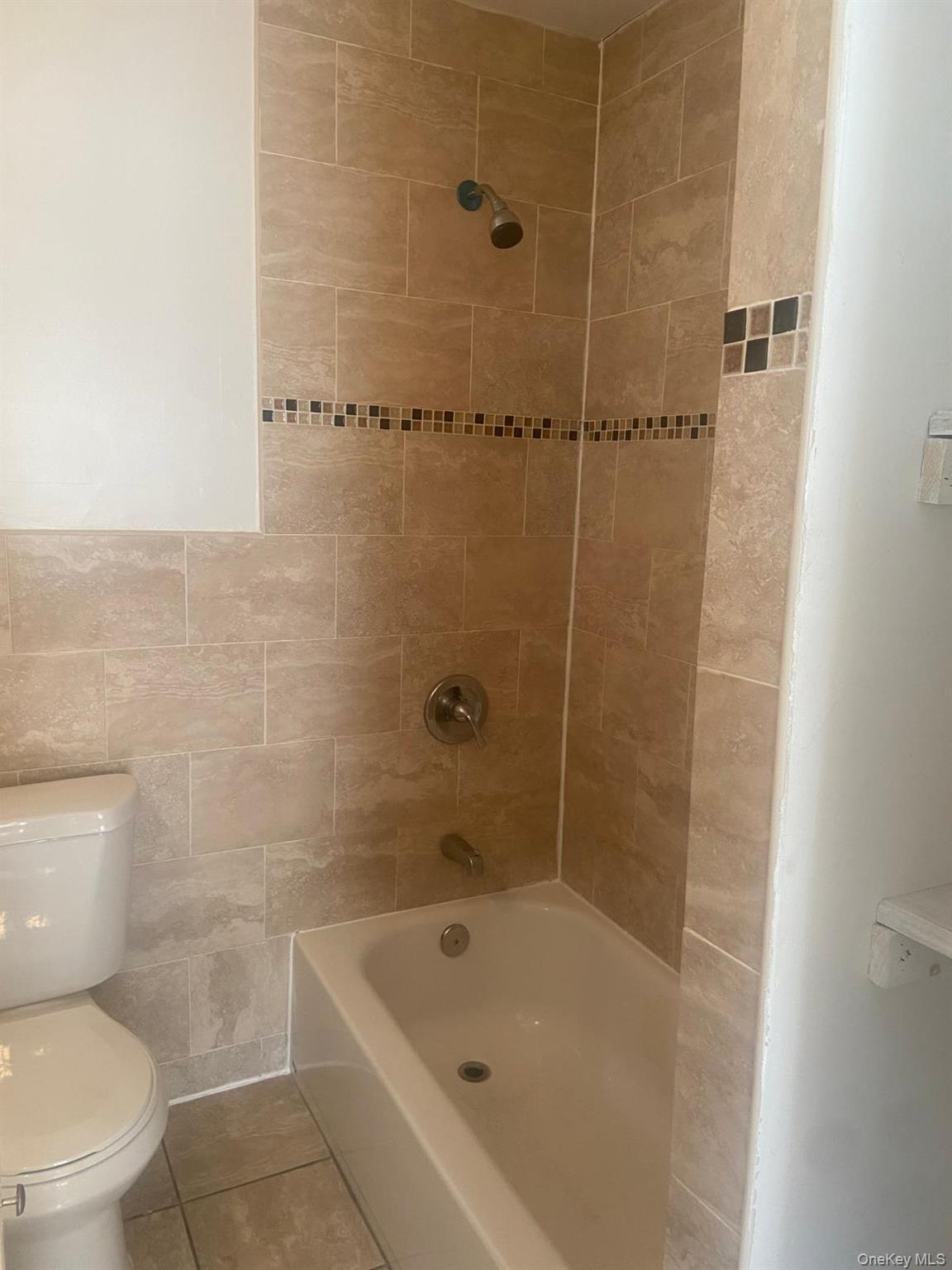 Single Family St Bronx, NY 10466, MLS-1048124-5