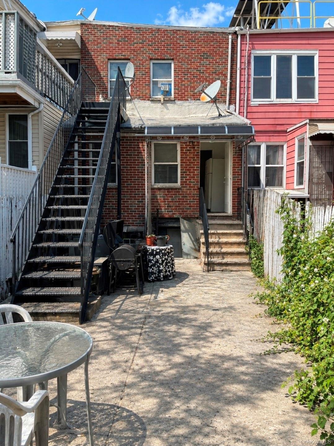 Single Family 43rd Avenue Queens, NY 11368, MLS-1048143-10
