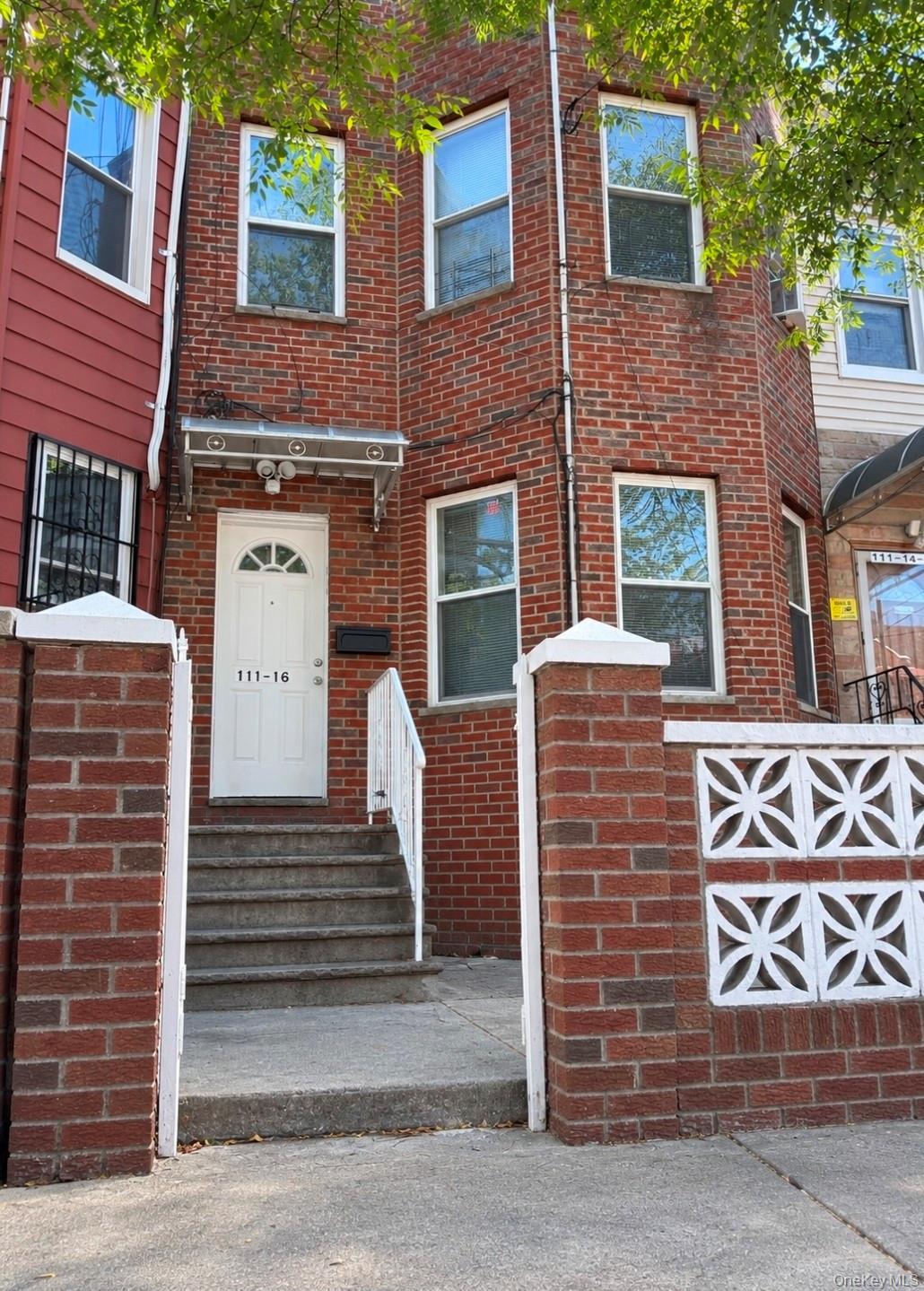 Single Family 43rd Avenue Queens, NY 11368, MLS-1048143-4
