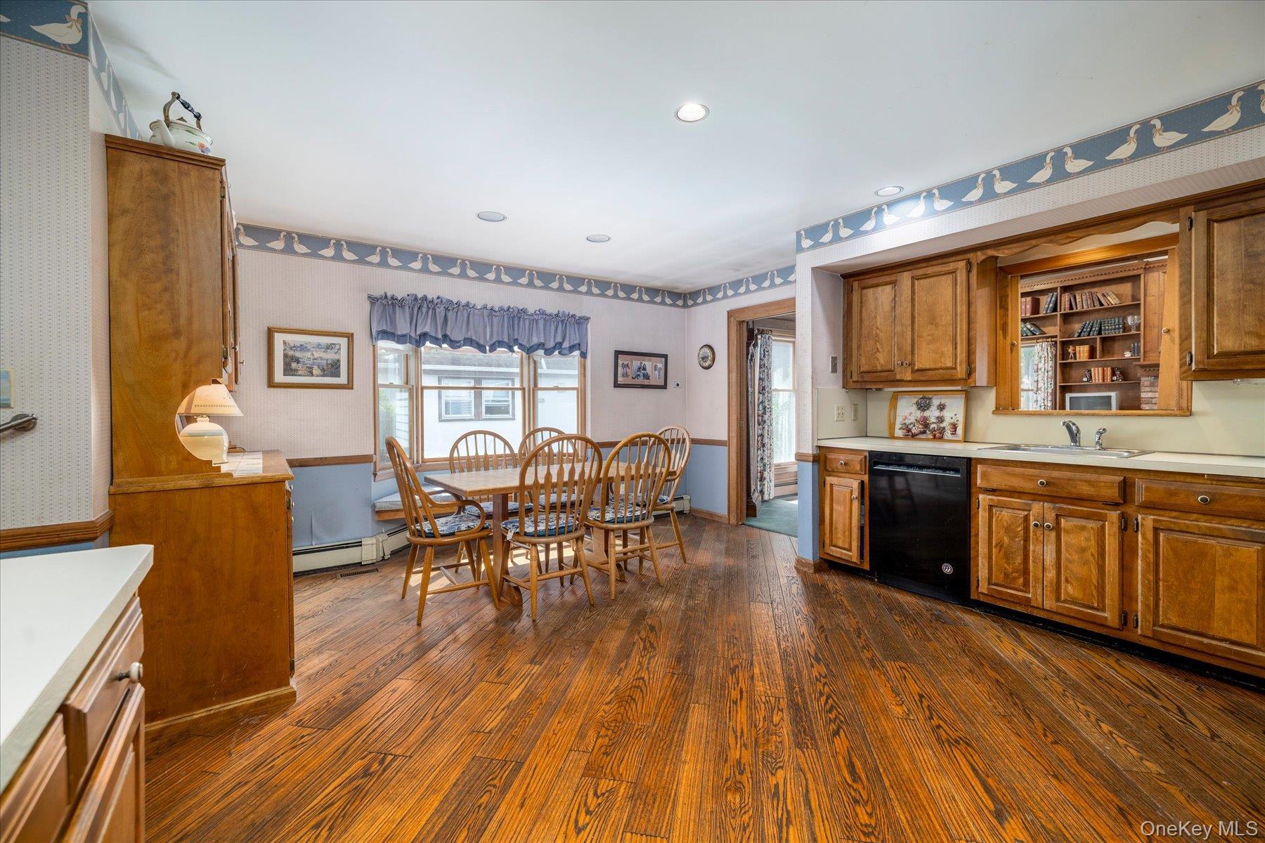 Single Family Fern Street Nassau County, NY 11001, MLS-1048148-12