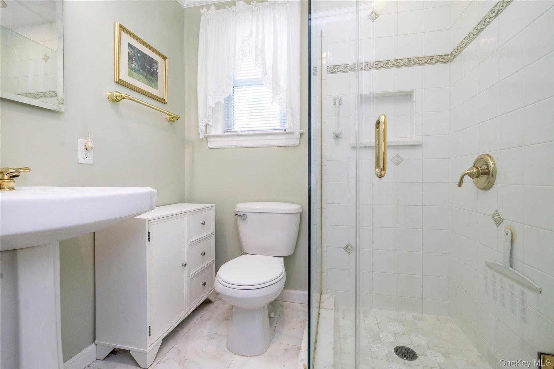 Single Family Fern Street Nassau County, NY 11001, MLS-1048148-19