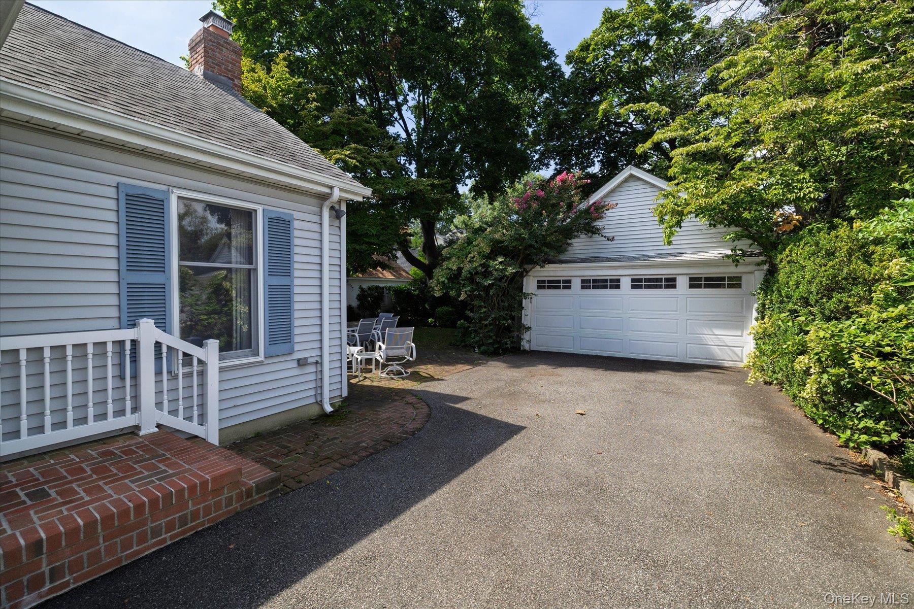 Single Family Fern Street Nassau County, NY 11001, MLS-1048148-25