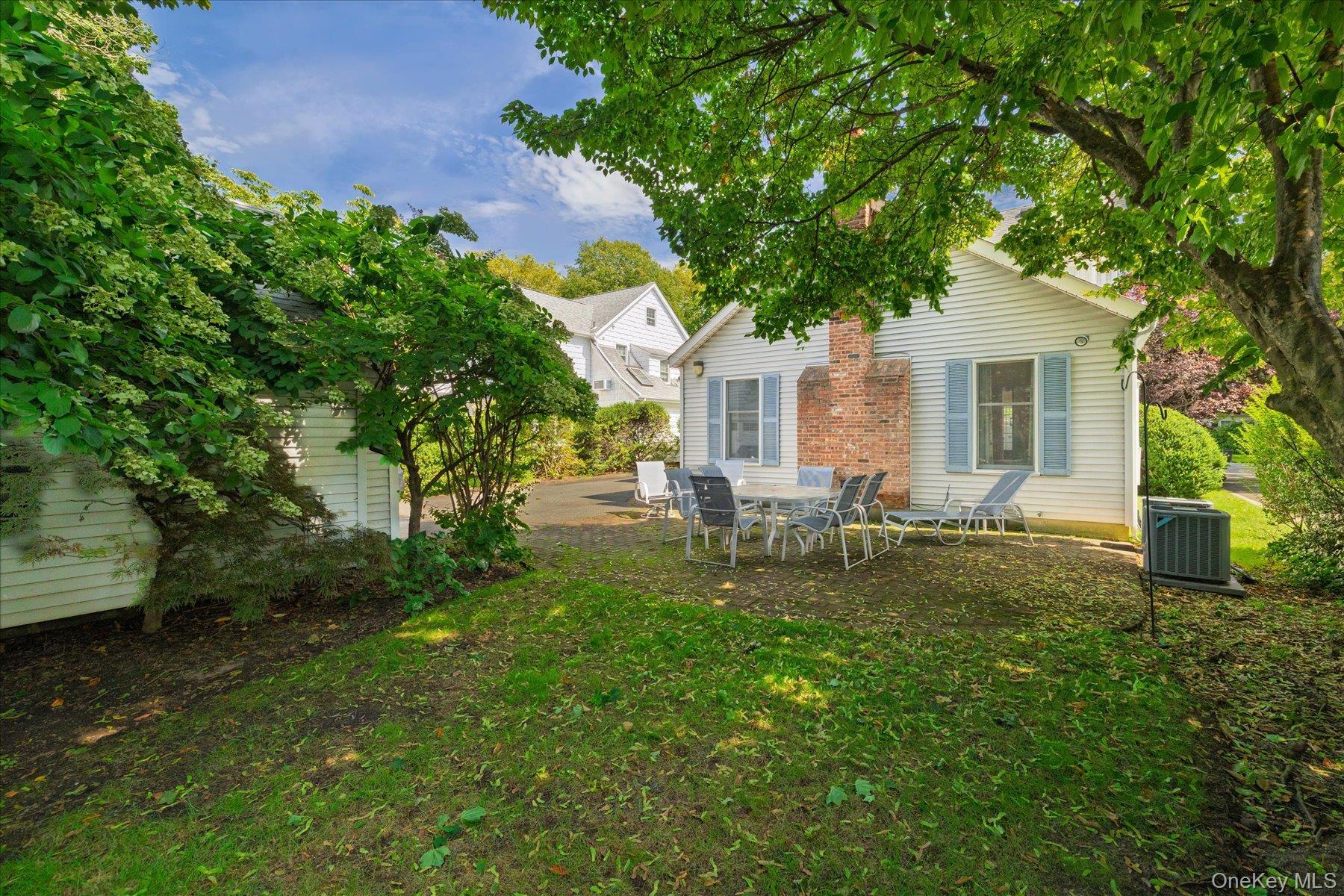 Single Family Fern Street Nassau County, NY 11001, MLS-1048148-28