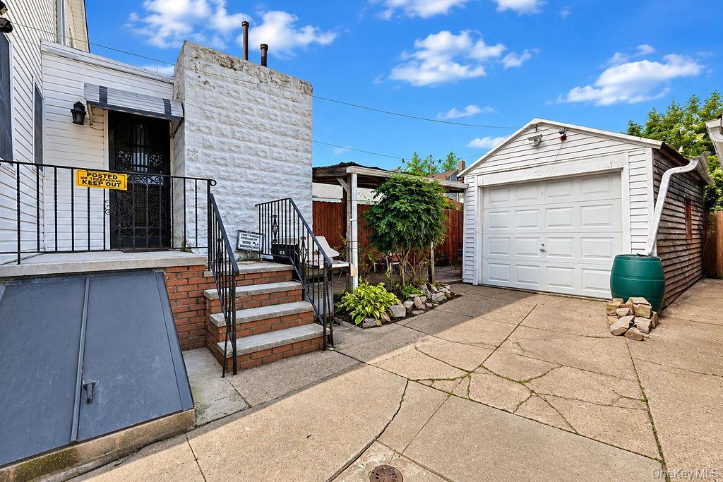 Single Family 91st Street Queens, NY 11417, MLS-1048173-24