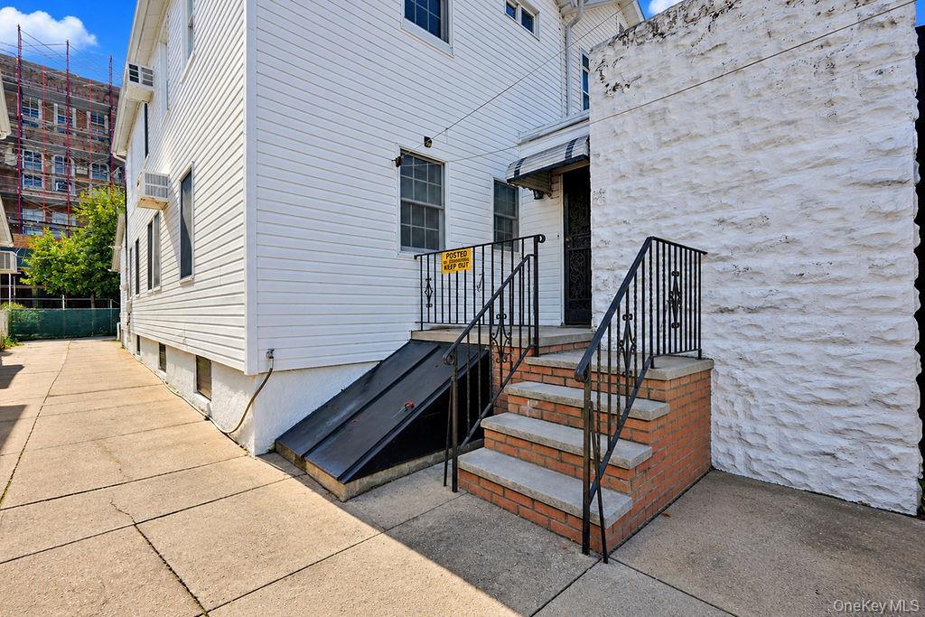 Single Family 91st Street Queens, NY 11417, MLS-1048173-25