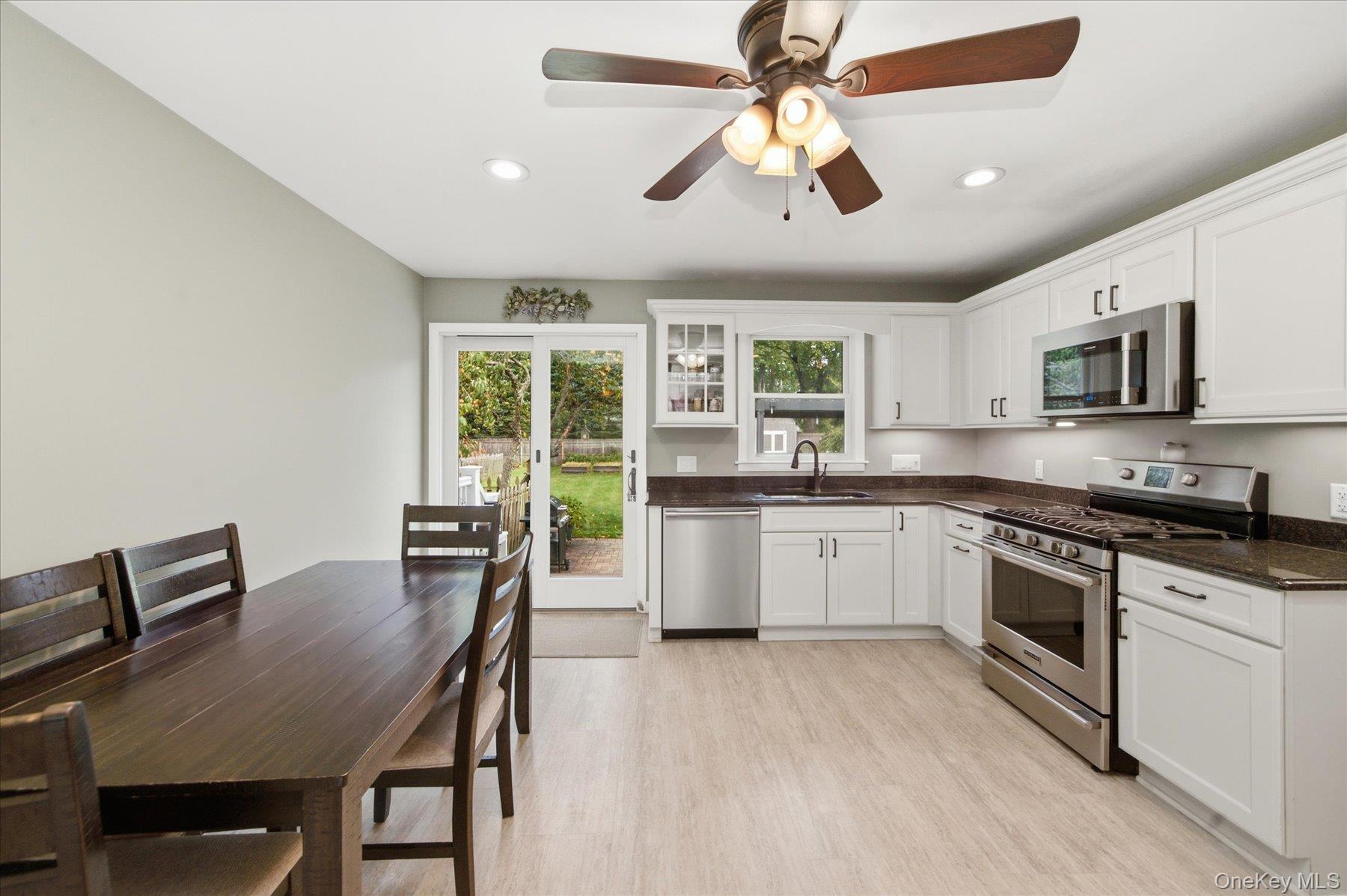 Single Family Hubbard Avenue  Suffolk County, NY 11901, MLS-1048182-10