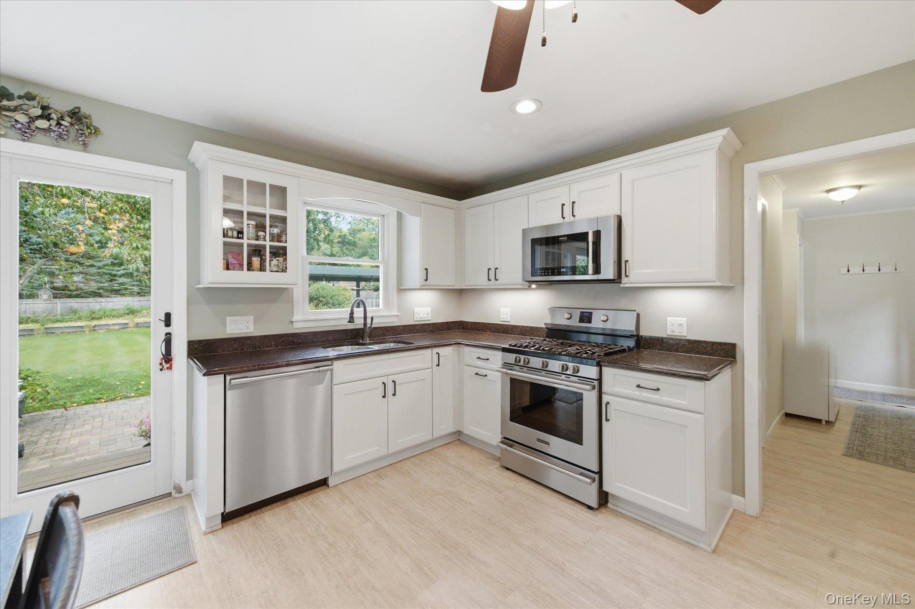 Single Family Hubbard Avenue  Suffolk County, NY 11901, MLS-1048182-11
