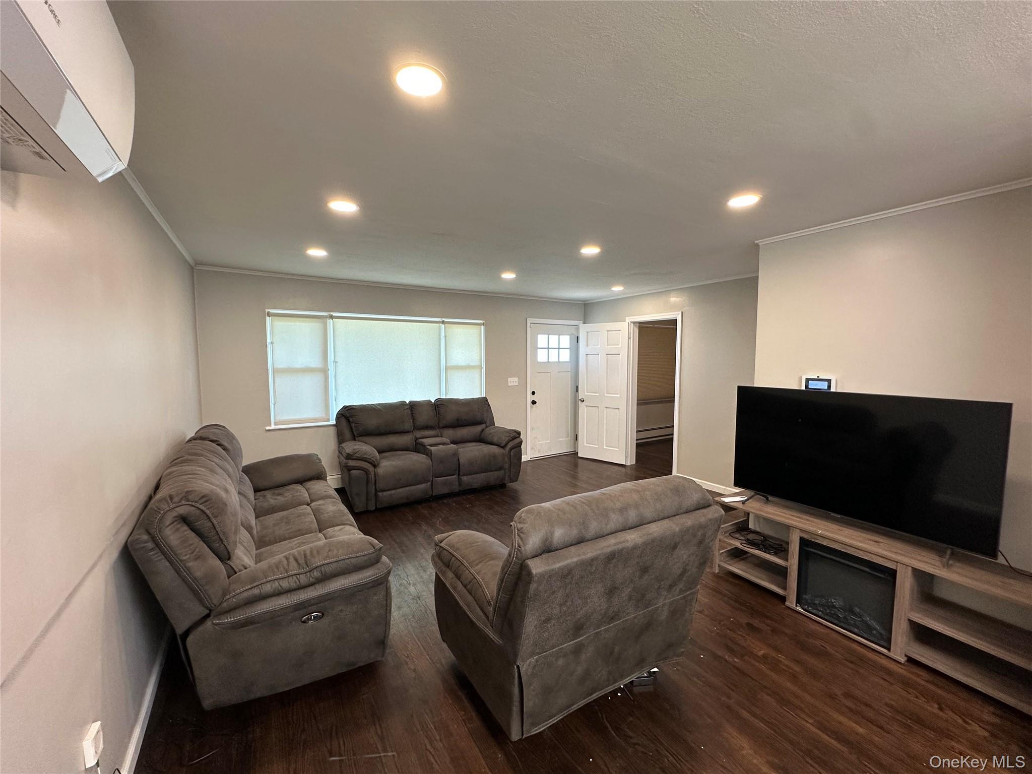 Single Family Front Street  Nassau County, NY 11554, MLS-1048203-10