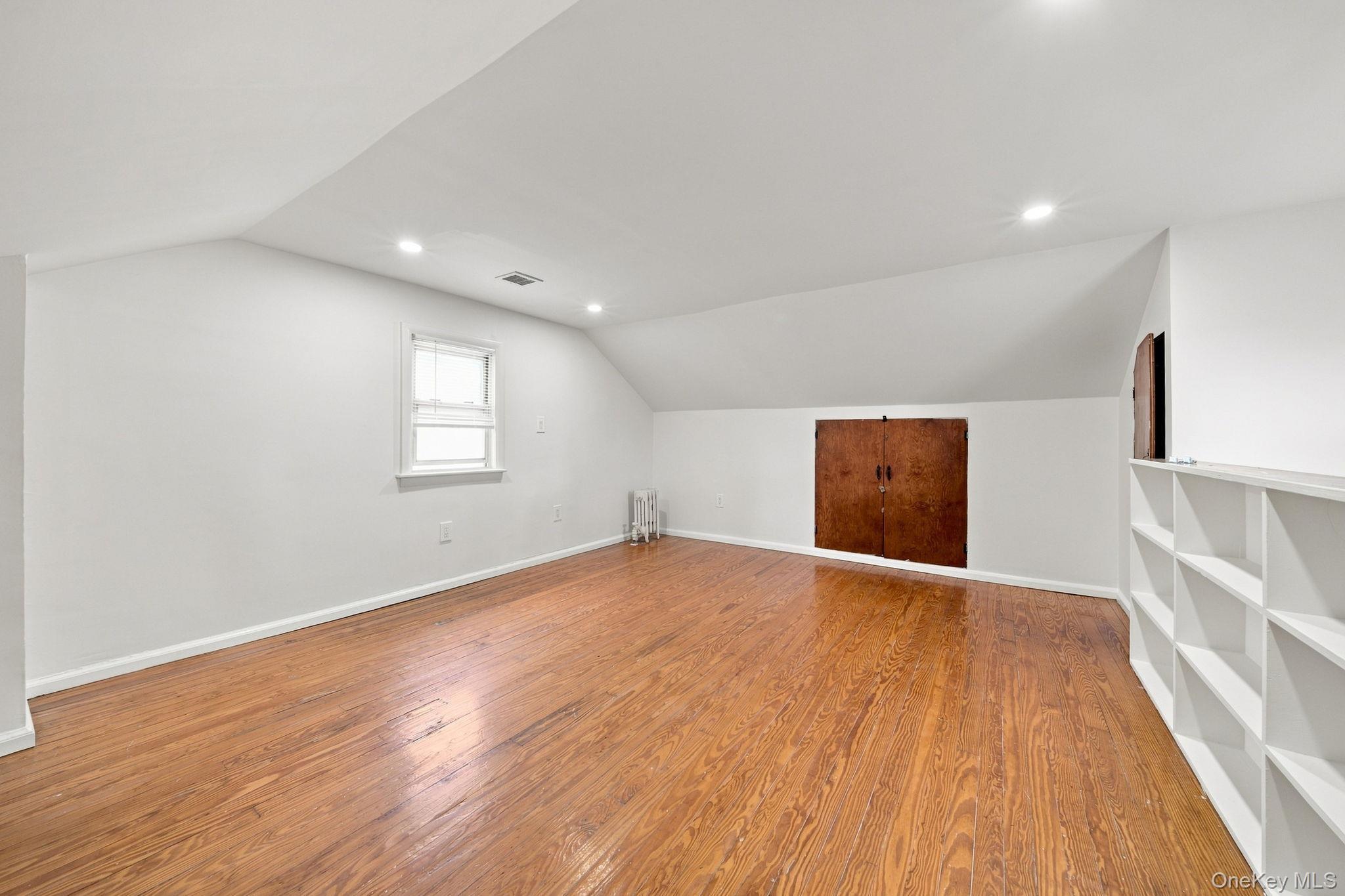 Single Family 78th Avenue Queens, NY 11366, MLS-1048204-17