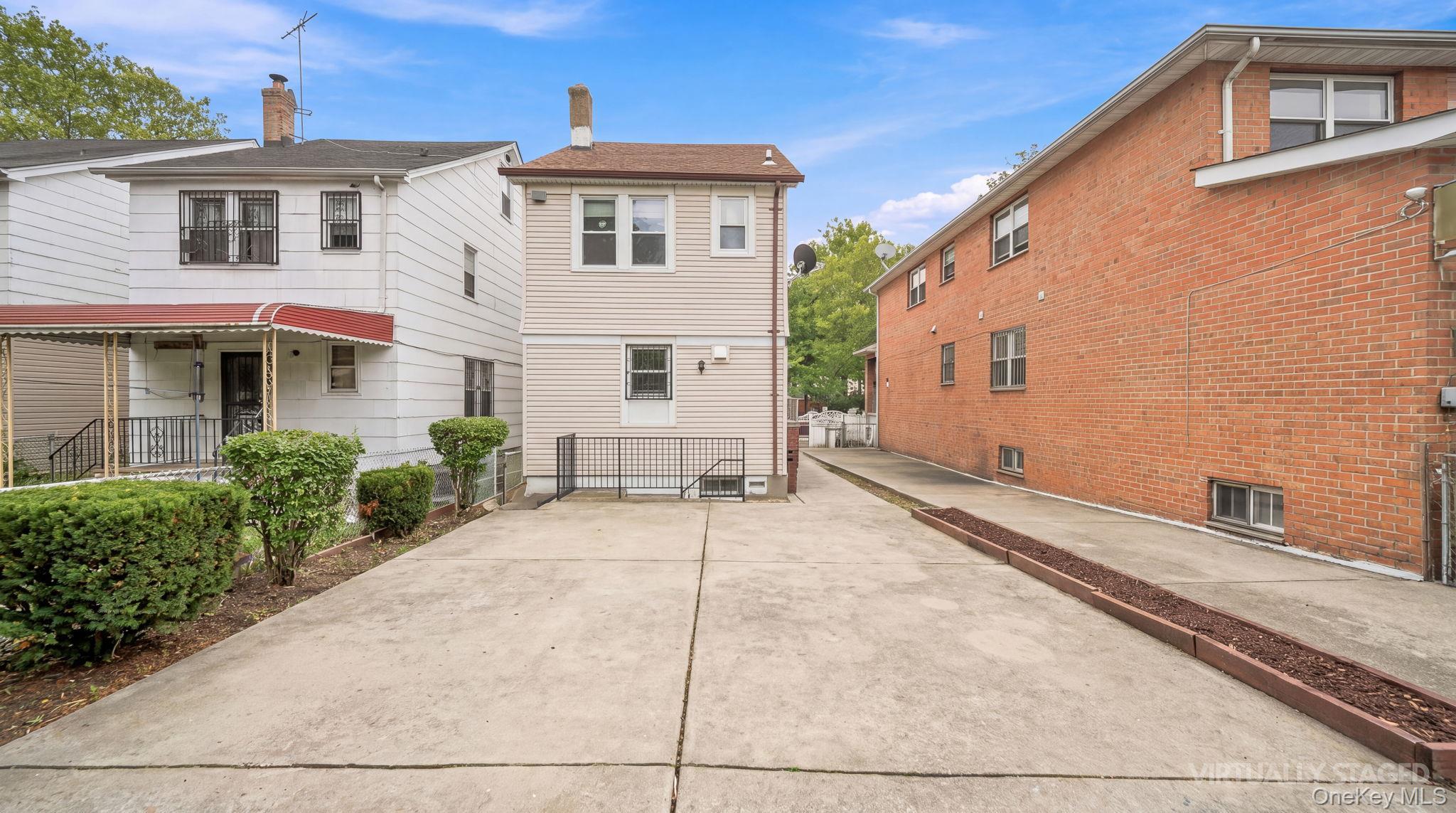 Single Family 78th Avenue Queens, NY 11366, MLS-1048204-2