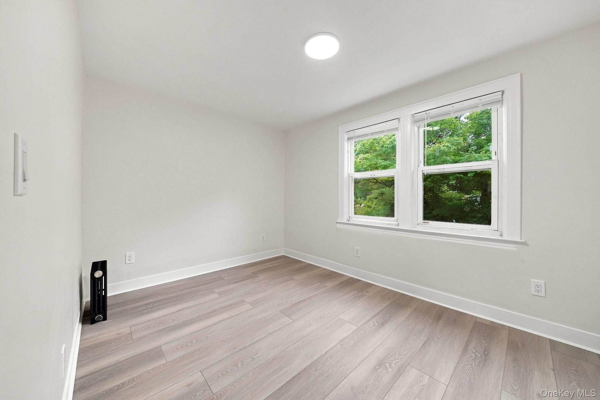 Single Family 78th Avenue Queens, NY 11366, MLS-1048204-6