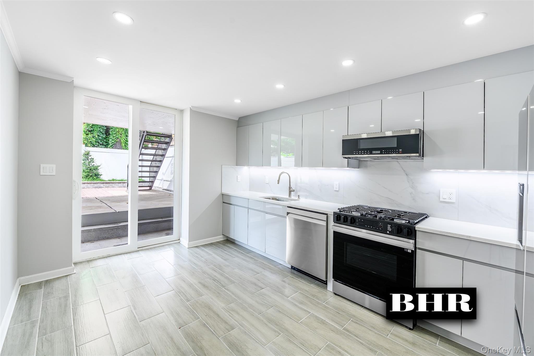 Single Family E 7th Street Brooklyn, NY 11235, MLS-1048213-26