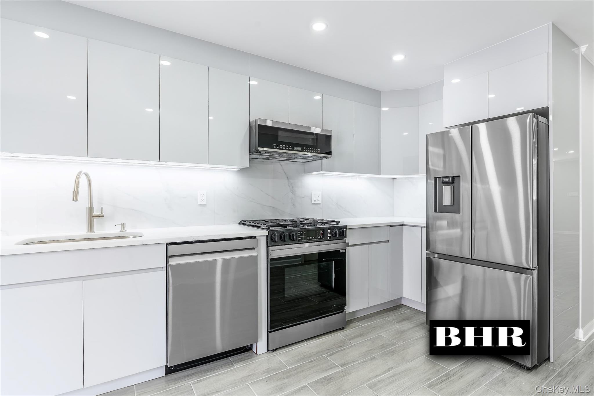 Single Family E 7th Street Brooklyn, NY 11235, MLS-1048213-27