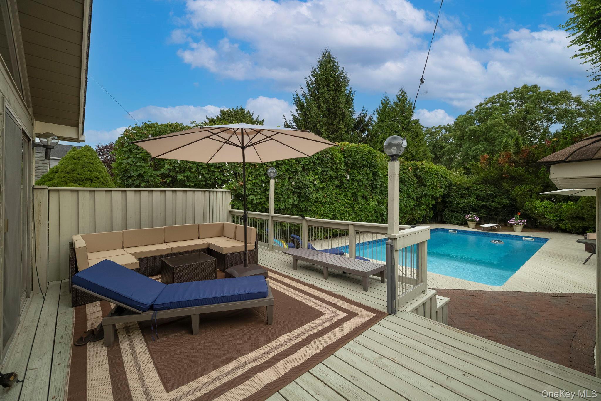 Single Family William Street  Nassau County, NY 11793, MLS-1048220-37