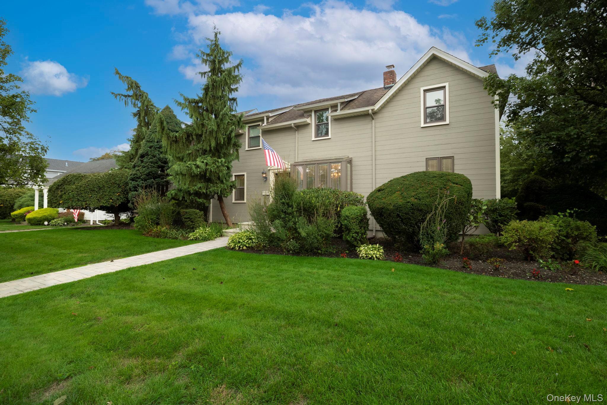 Single Family William Street  Nassau County, NY 11793, MLS-1048220-4