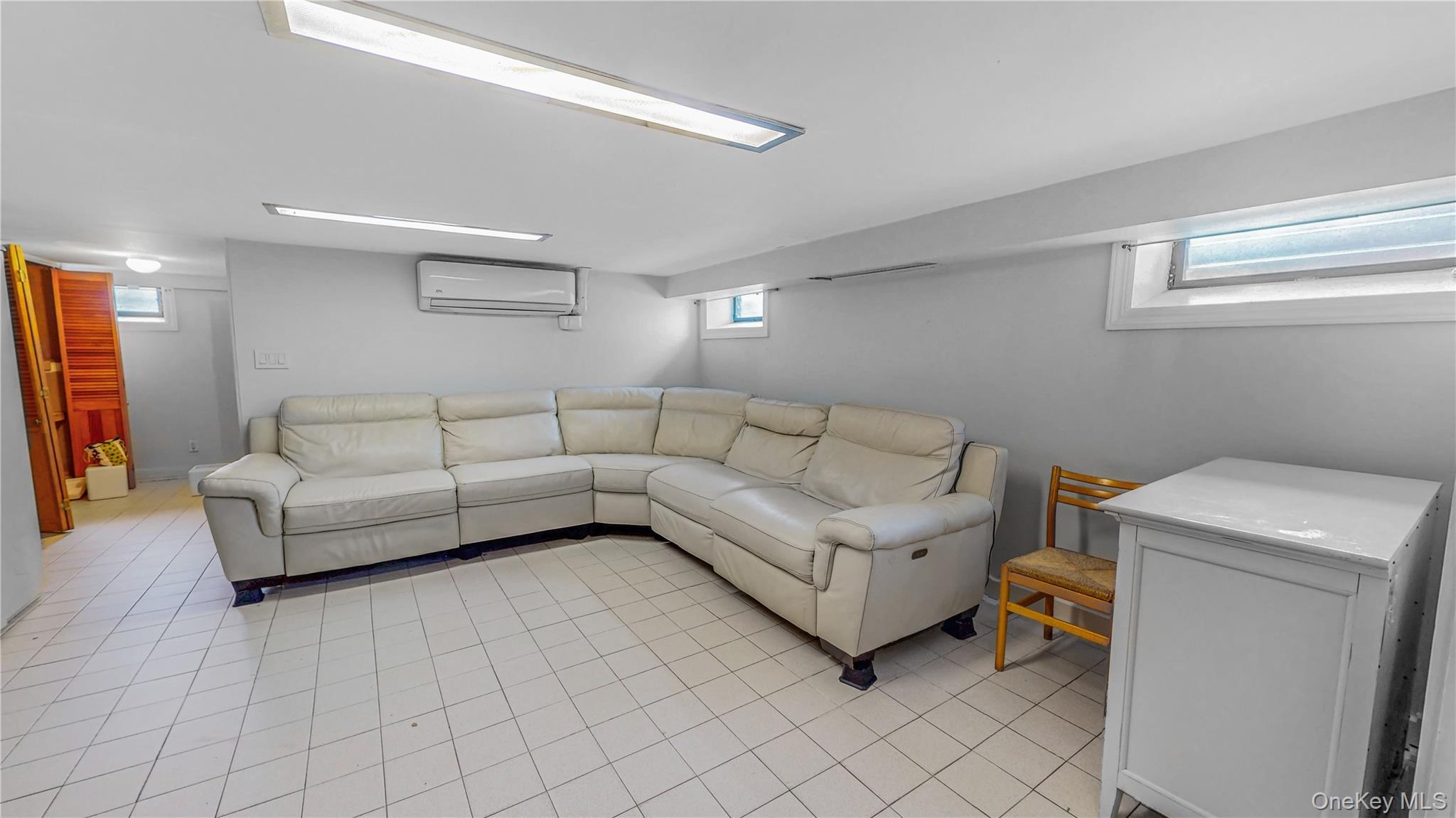 Single Family 82nd Place  Queens, NY 11379, MLS-1048228-15