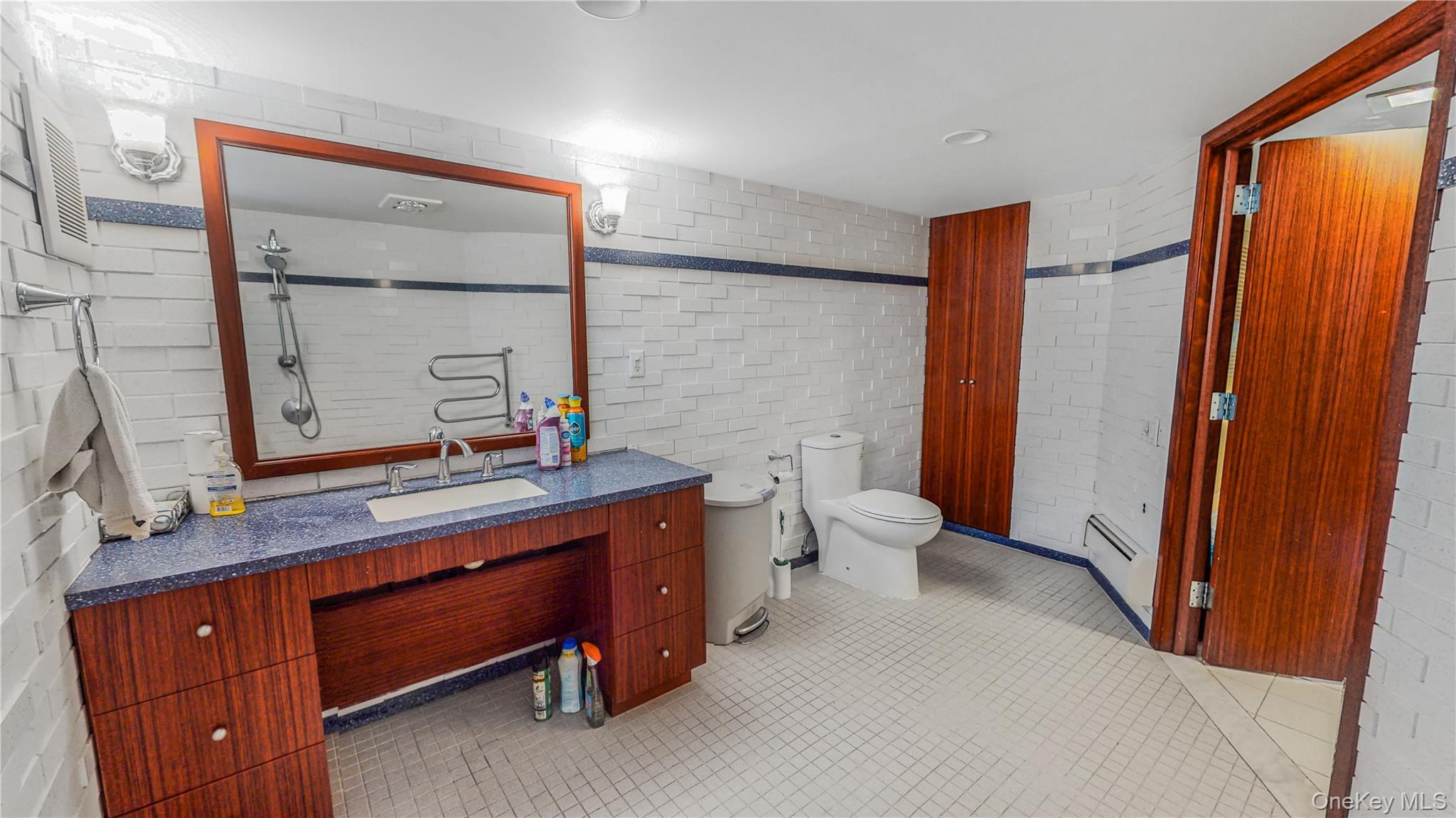 Single Family 82nd Place  Queens, NY 11379, MLS-1048228-17