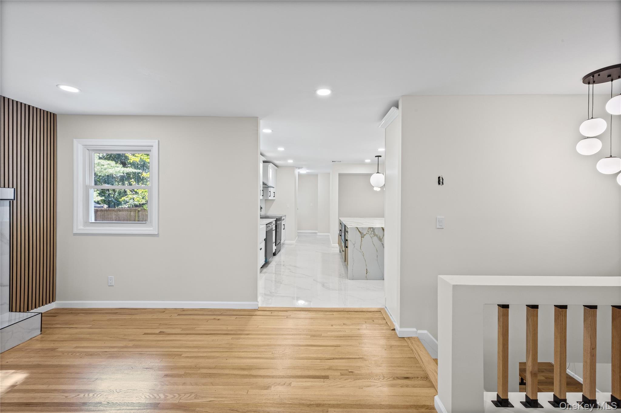 Single Family Camelot Lane Suffolk County, NY 11733, MLS-1048233-20