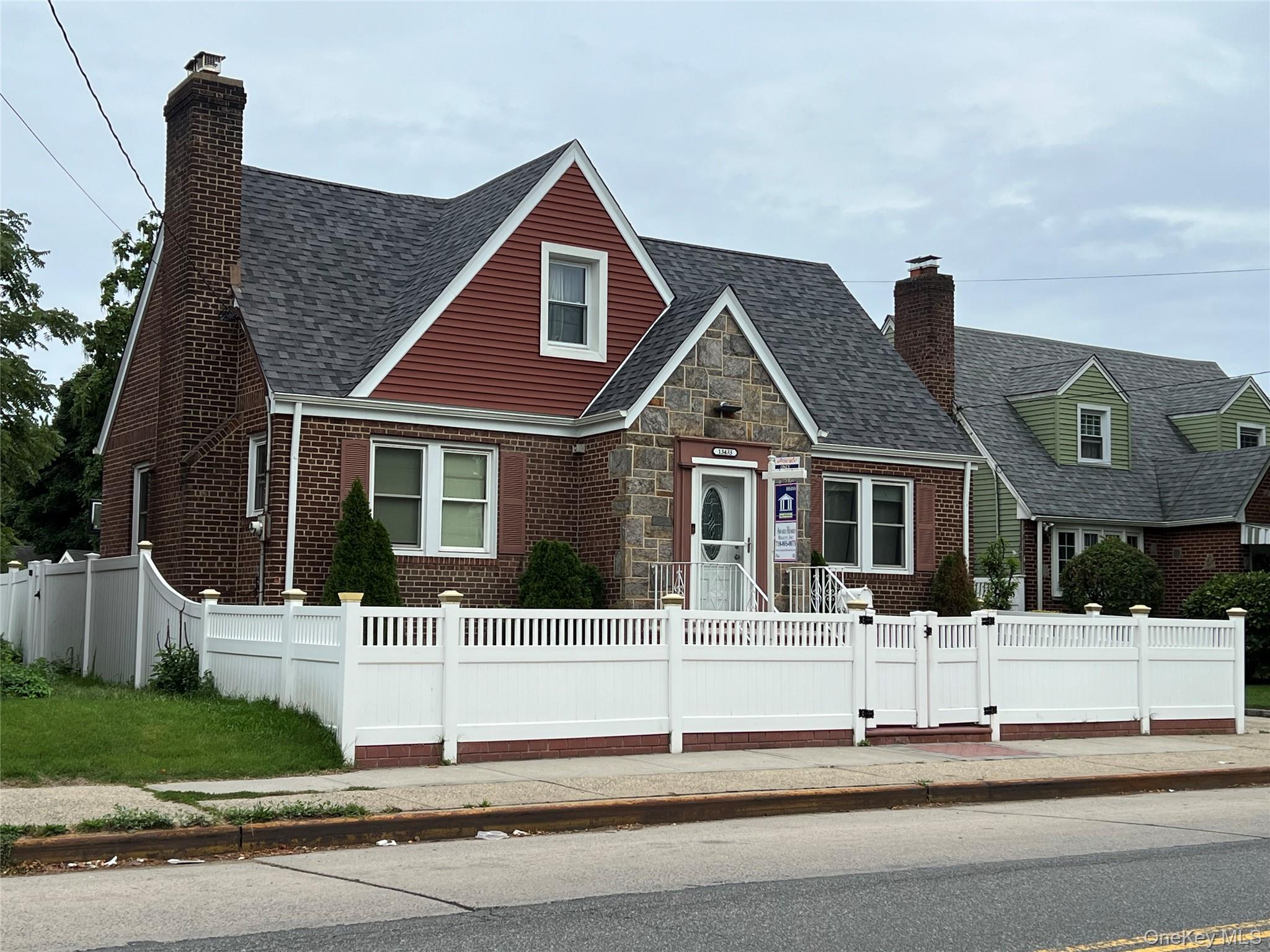 Single Family Hook Creek Boulevard Queens, NY 11422, MLS-1048238-2