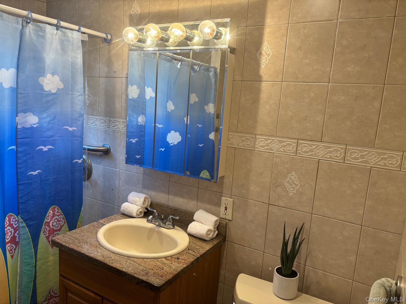 Single Family Hillside Avenue  Queens, NY 11418, MLS-1048250-15