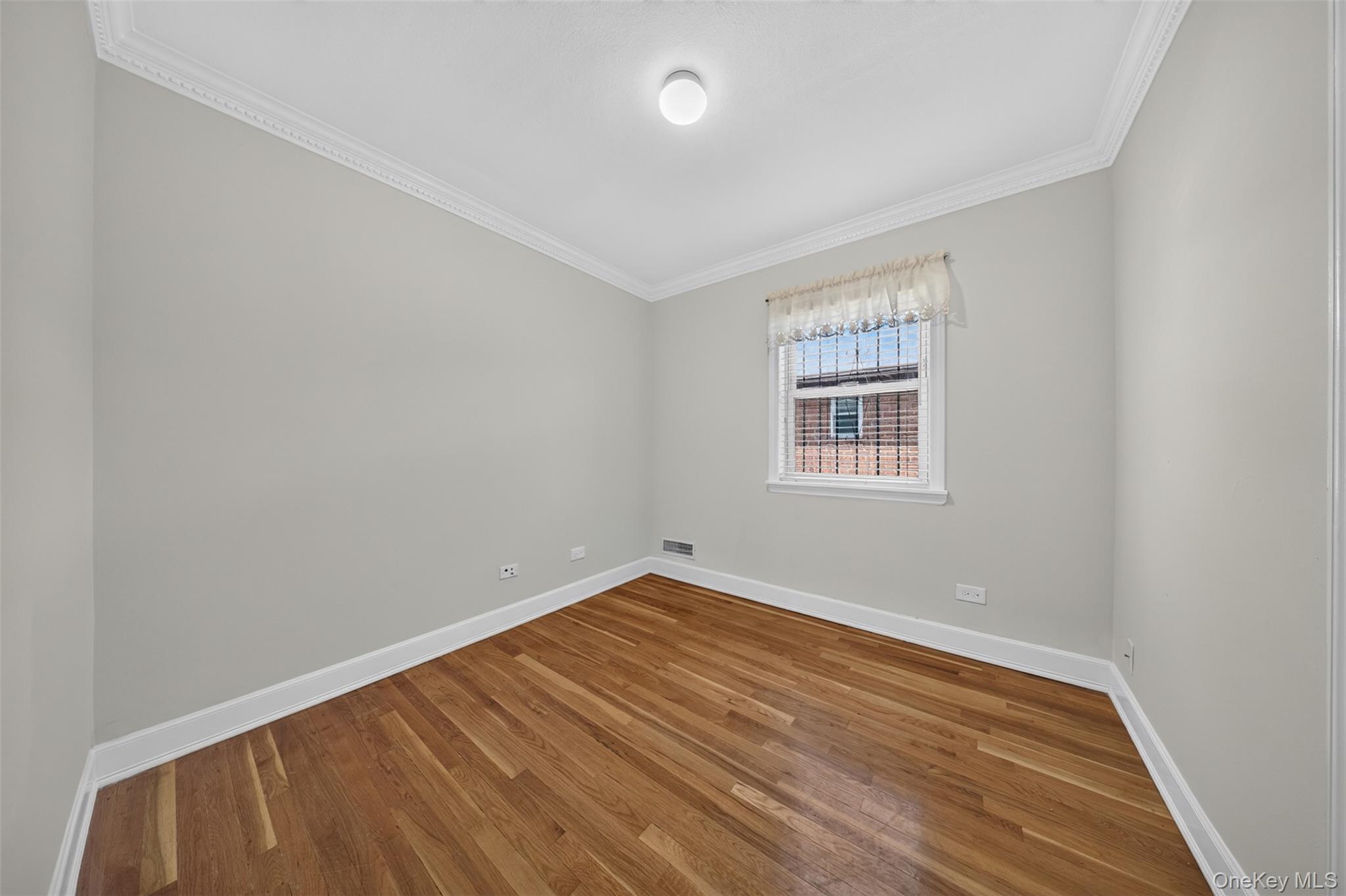 Single Family Clearview Expressway Queens, NY 11360, MLS-1048253-19