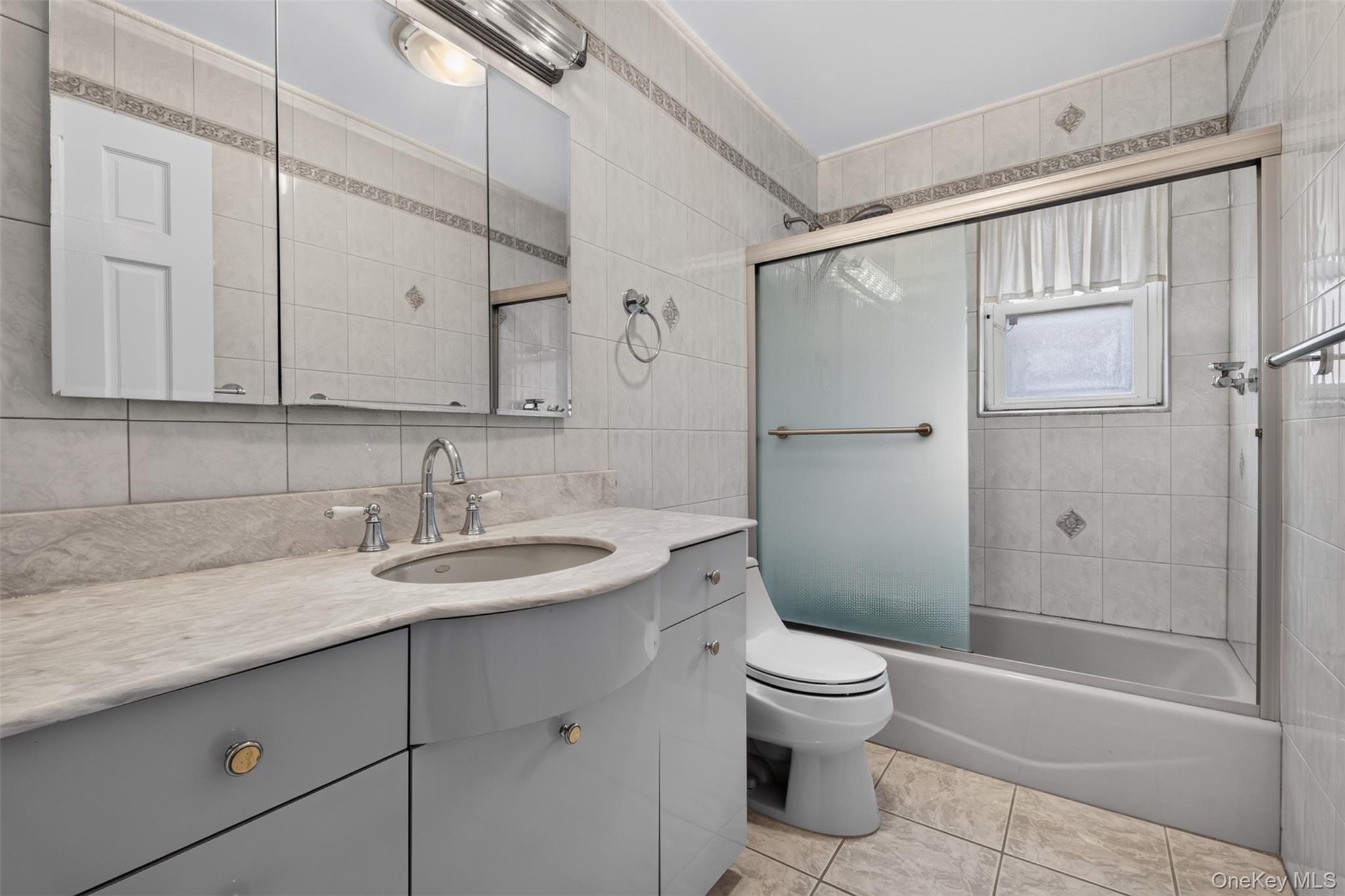 Single Family Clearview Expressway Queens, NY 11360, MLS-1048253-20