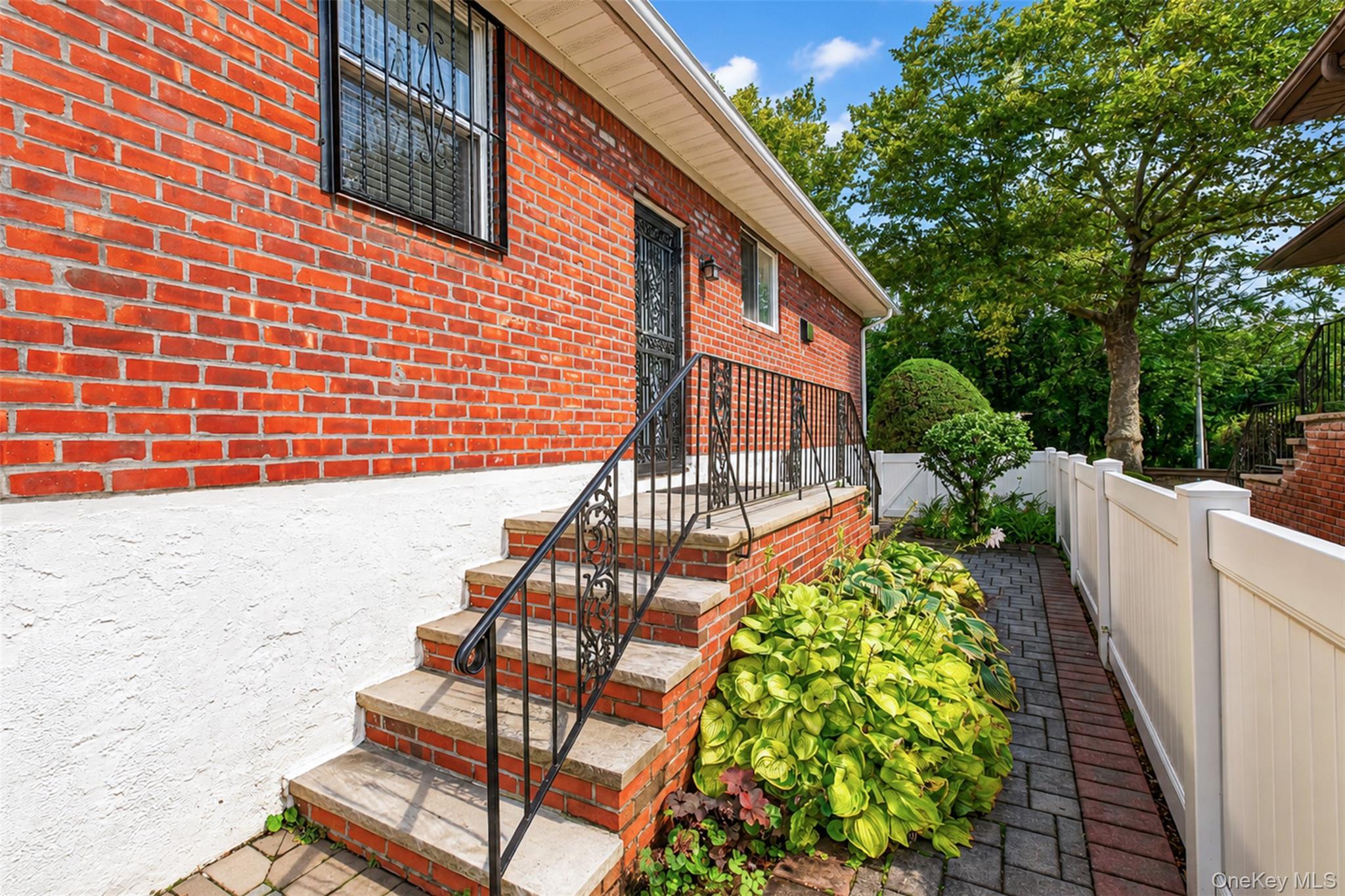 Single Family Clearview Expressway Queens, NY 11360, MLS-1048253-27