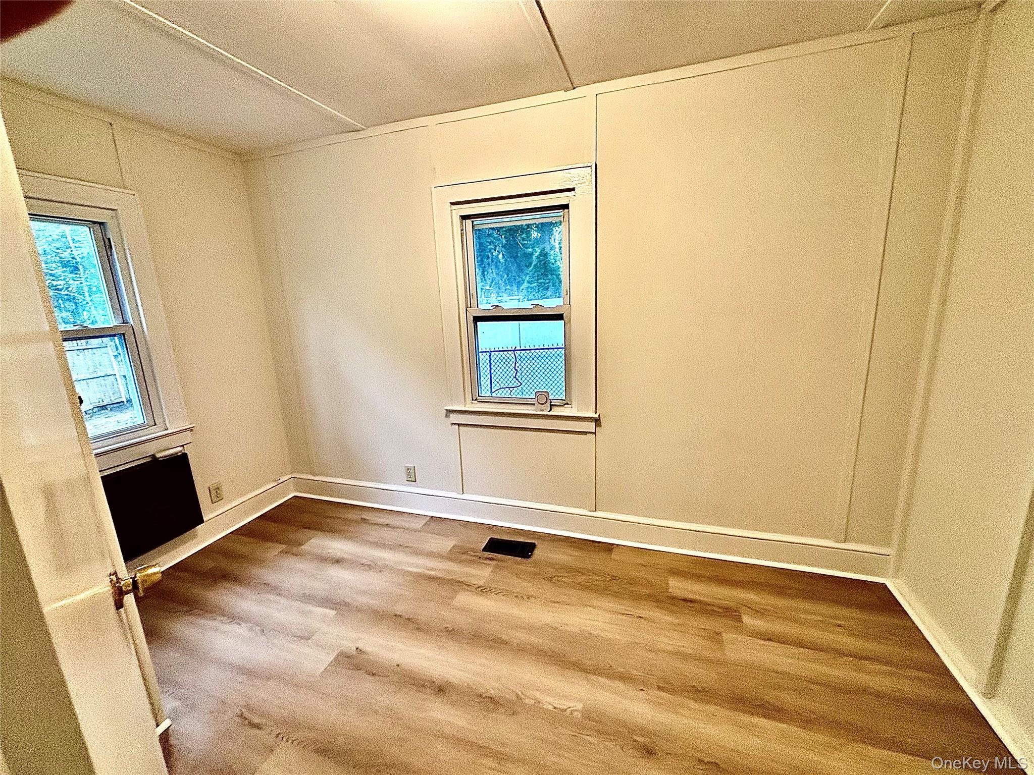 Single Family Maple Street S Suffolk County, NY 11755, MLS-1048265-10