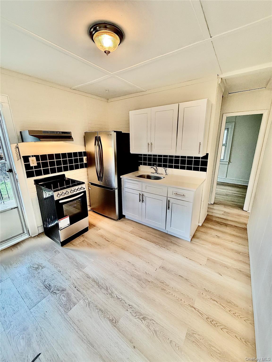 Single Family Maple Street S Suffolk County, NY 11755, MLS-1048265-7