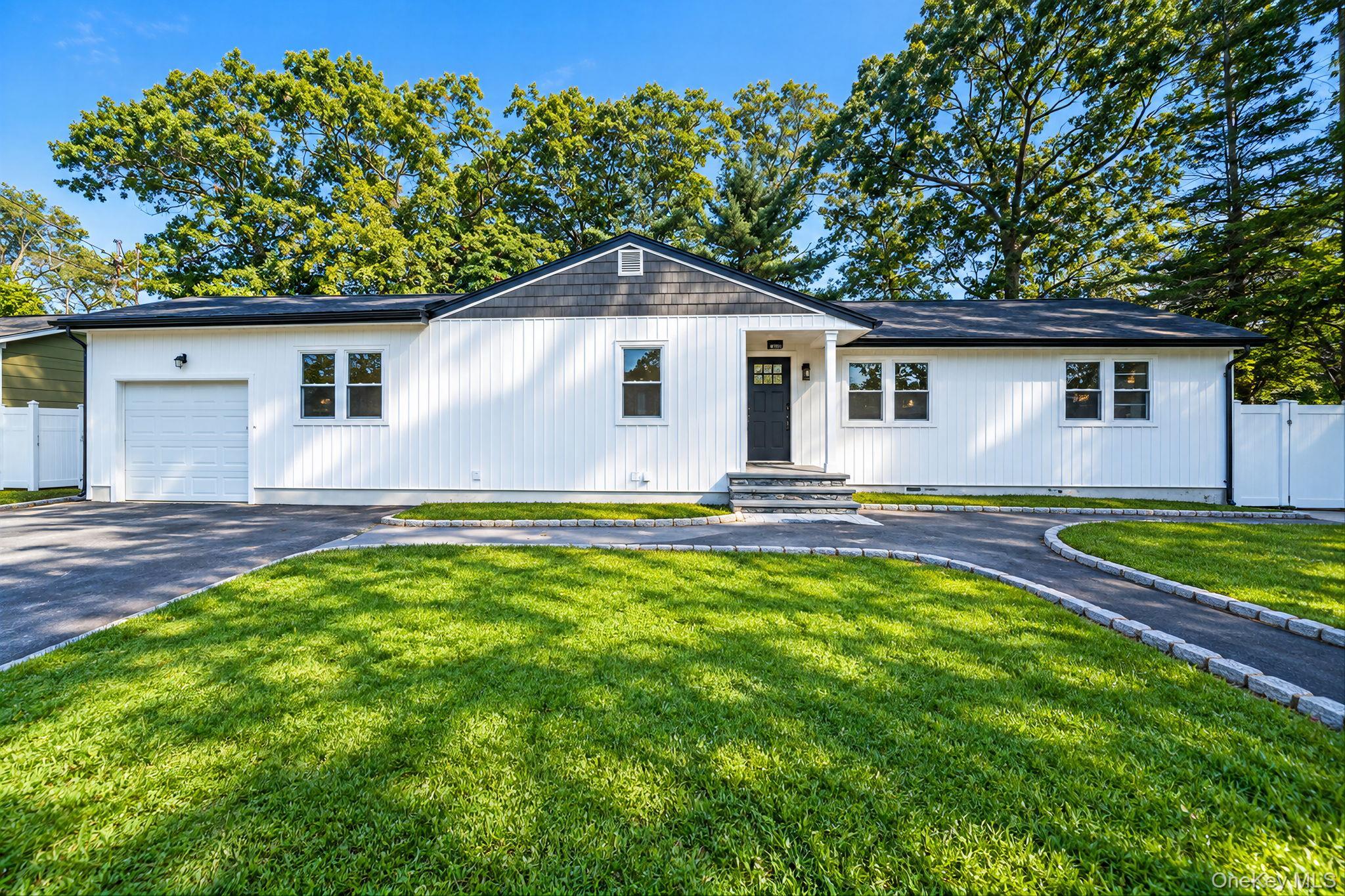 Single Family Putnam Avenue  Suffolk County, NY 11704, MLS-1048276-3
