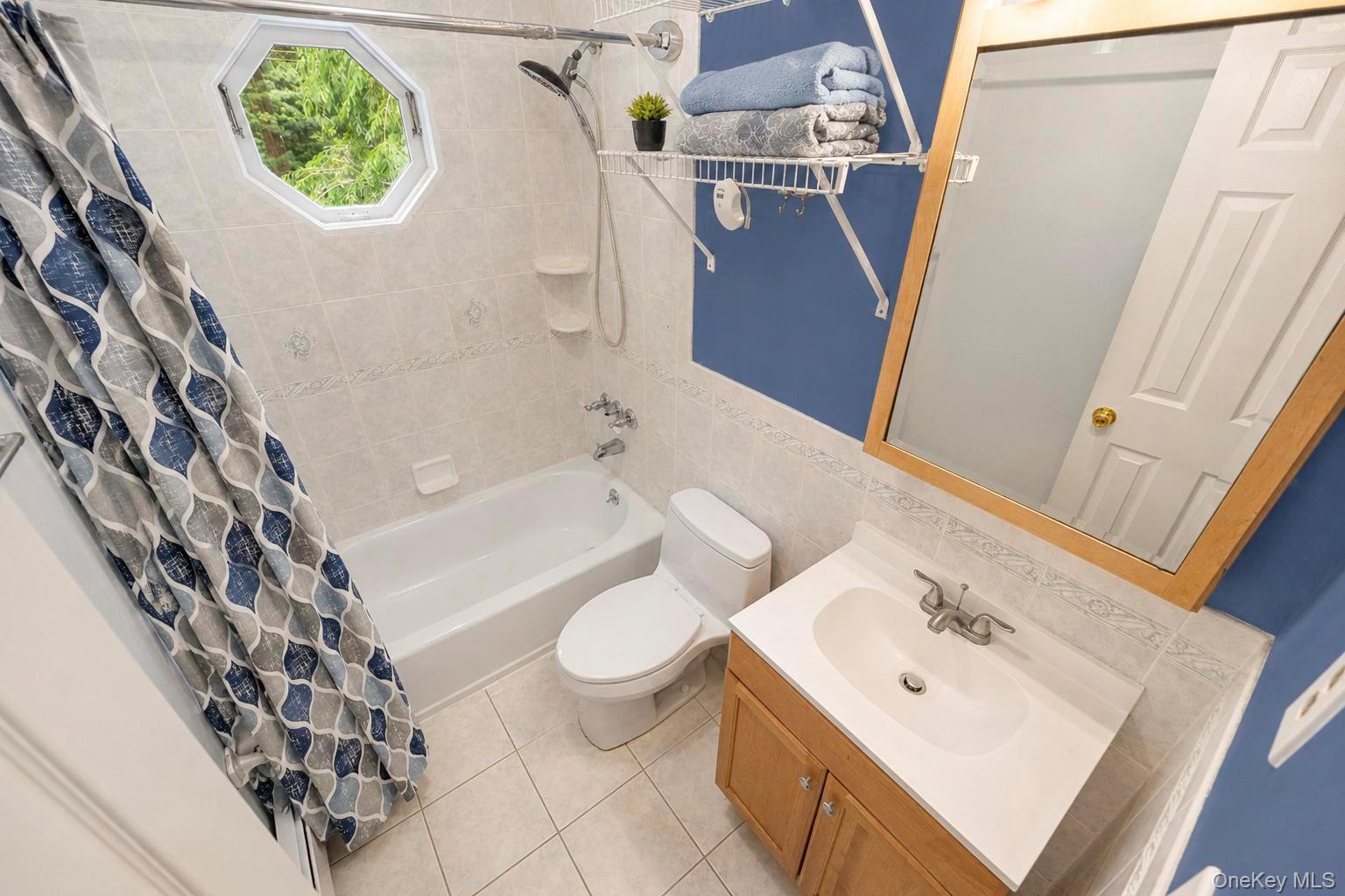 Single Family Bayview Drive  Suffolk County, NY 11769, MLS-1048277-20