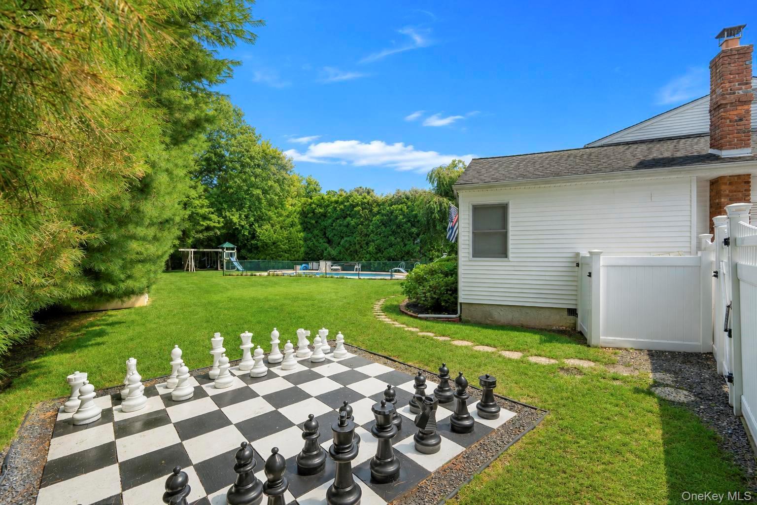 Single Family Bayview Drive  Suffolk County, NY 11769, MLS-1048277-41