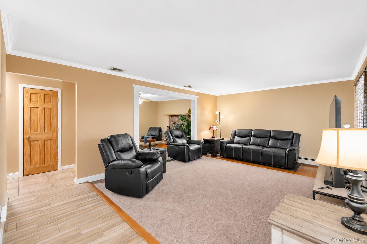 Single Family Bayview Drive  Suffolk County, NY 11769, MLS-1048277-9